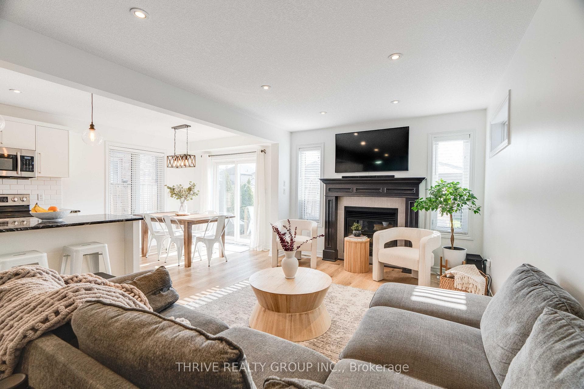 659 Guiness Way photo 11