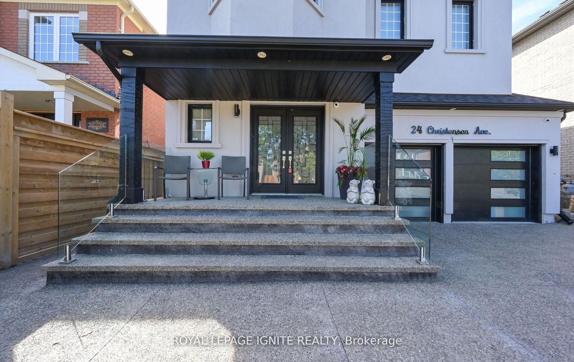 24 Christensen Avenue photo 6