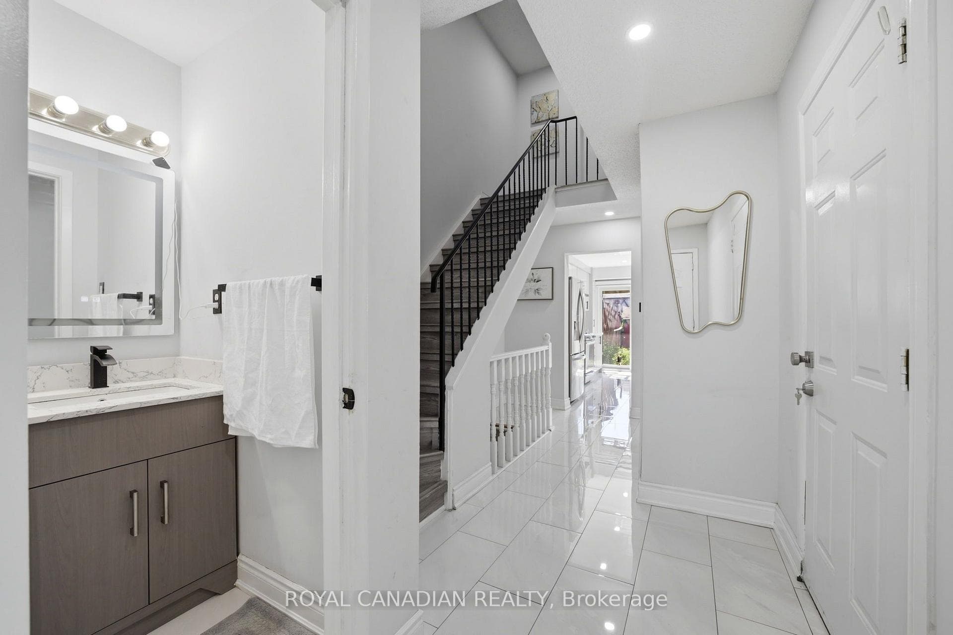 3 Gilmore Drive photo 6