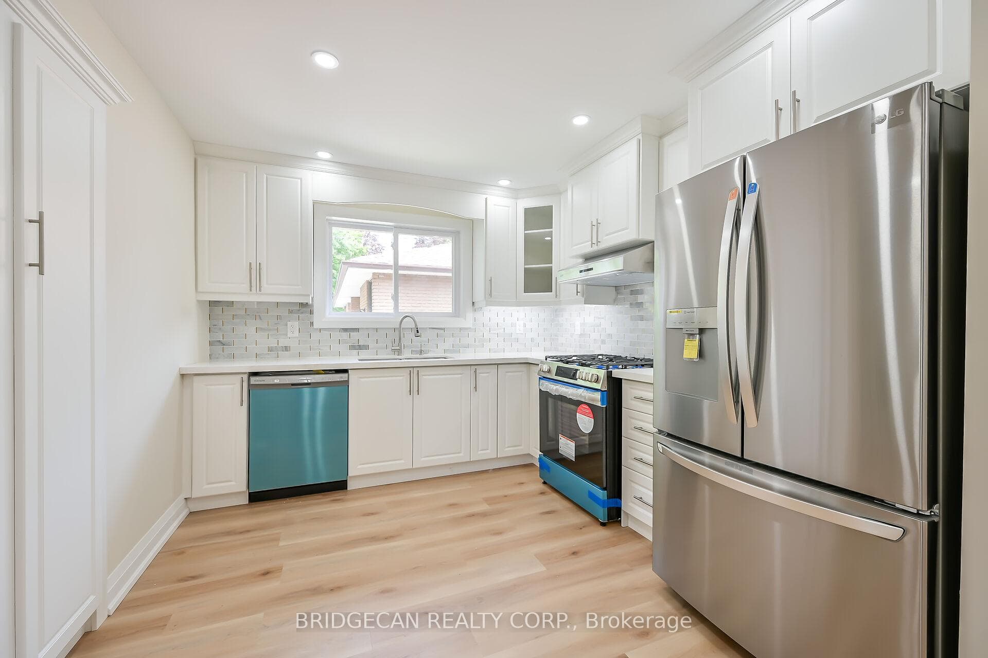 83 Dover Drive photo 8