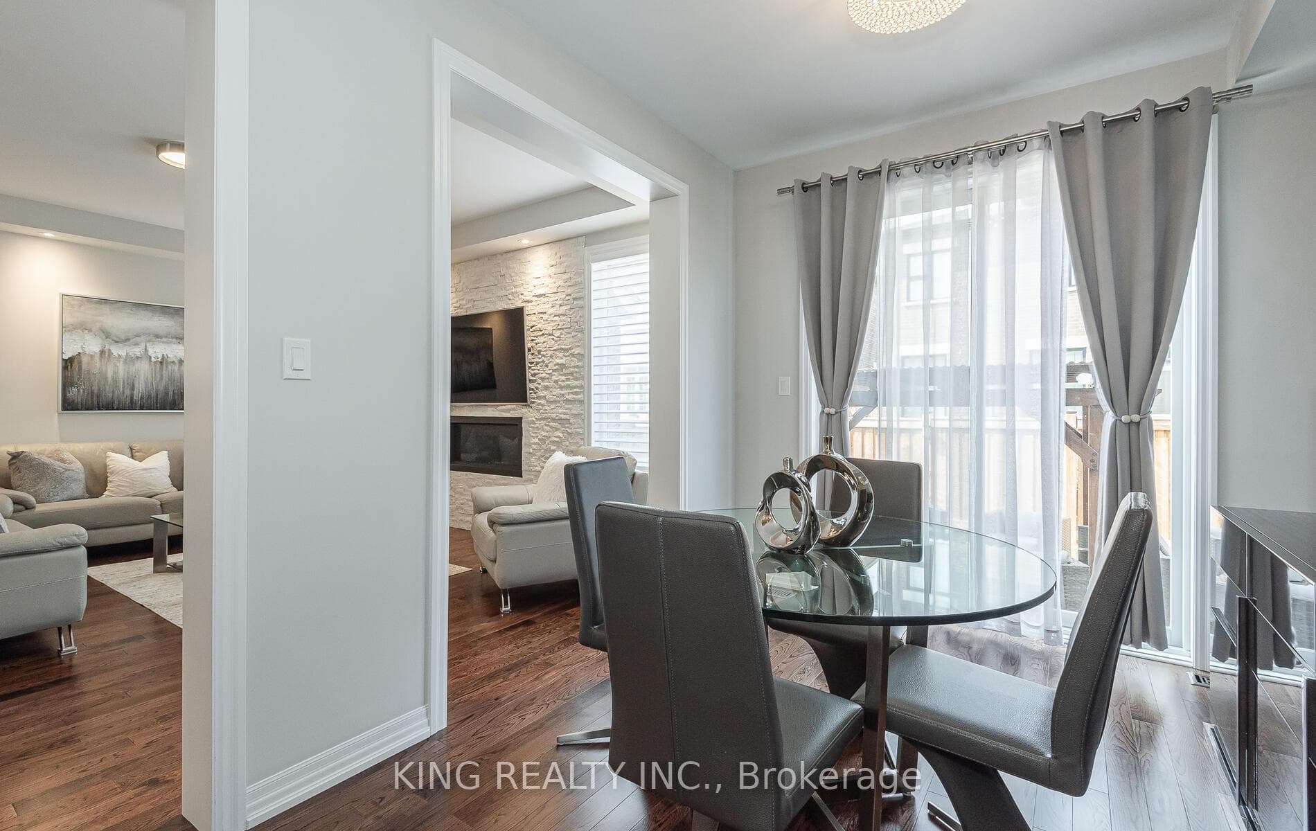 145 Marvin Avenue photo 16