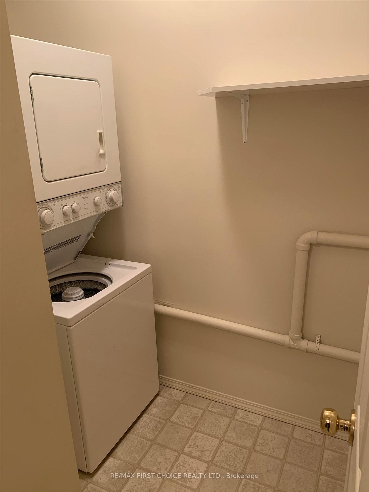 315 Hilldale Road Unit 105 photo 17