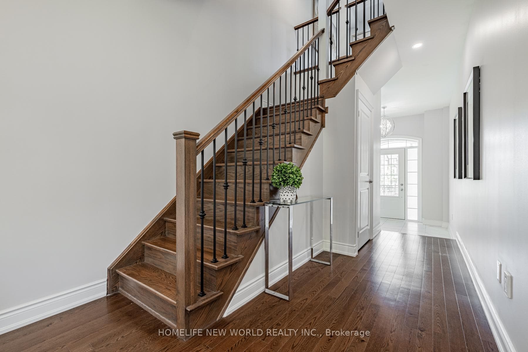 77 Glazebrook Drive photo 9