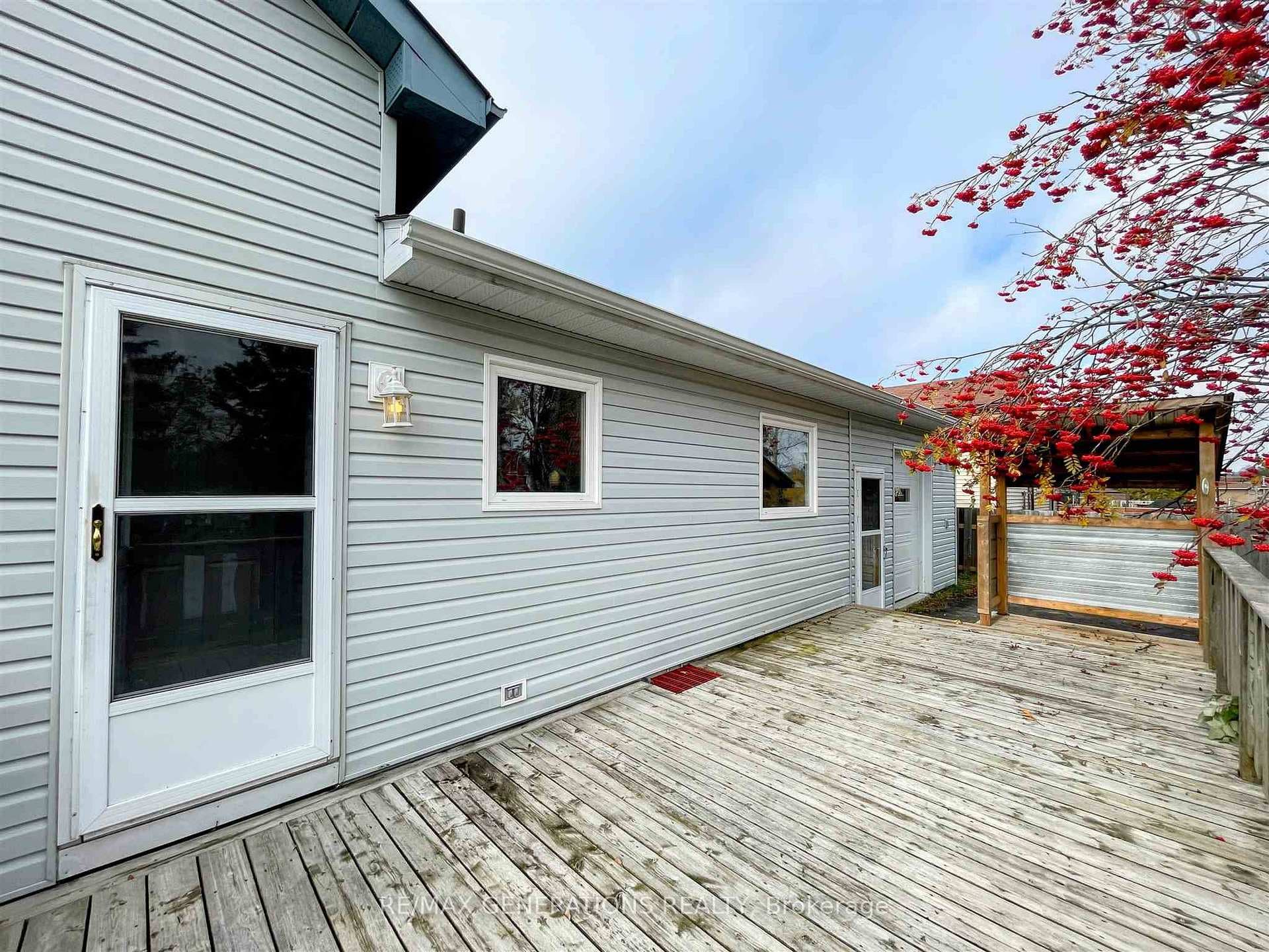 28 Michano Drive photo 39
