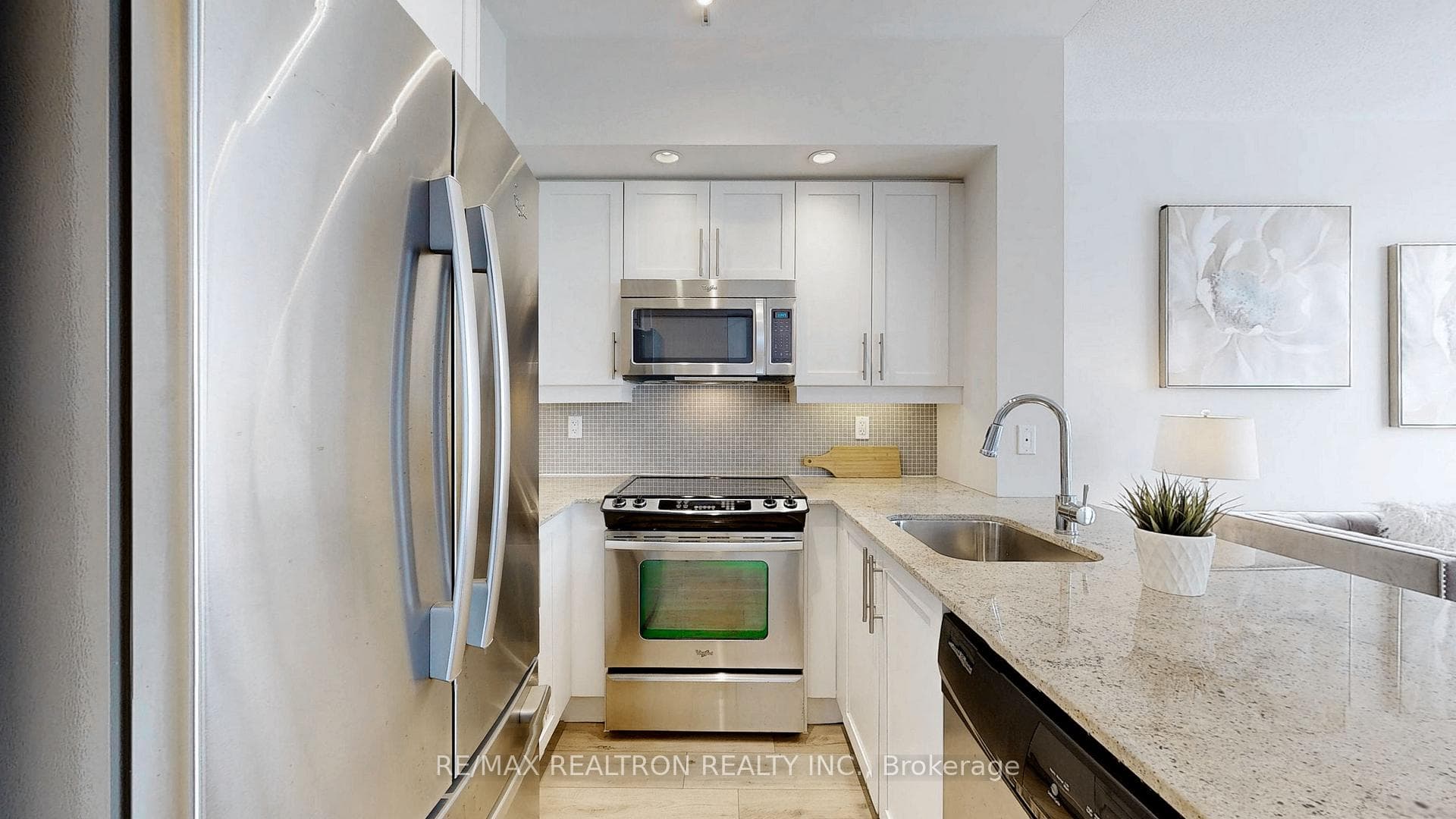 75 East Liberty Street Unit 1802 photo 12