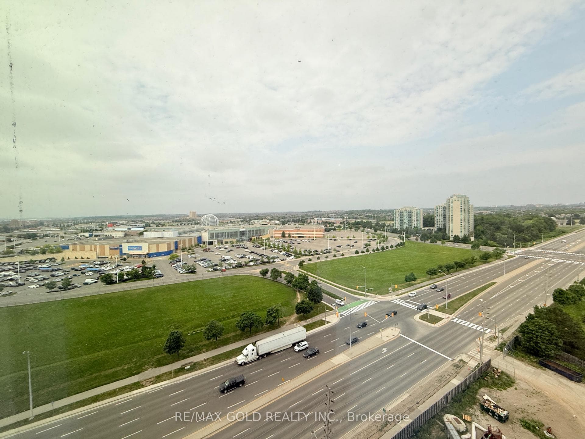 2495 Eglinton Avenue Unit 1407 photo 1