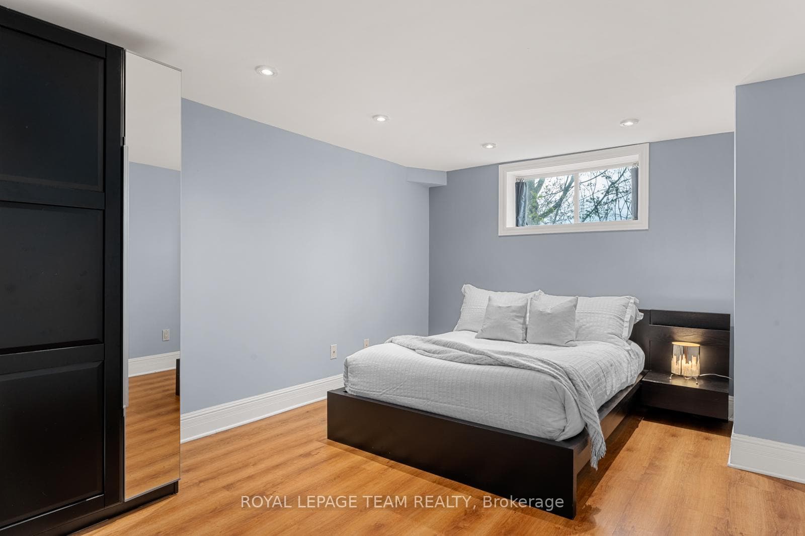 520 Queen Elizabeth Drive Unit 27 photo 23
