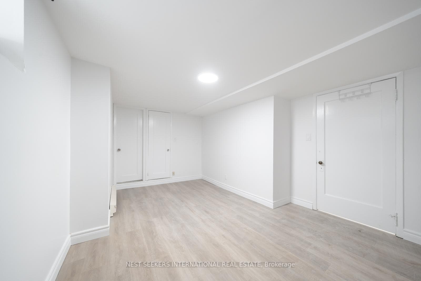 963 Avenue Road Unit 5 photo 10