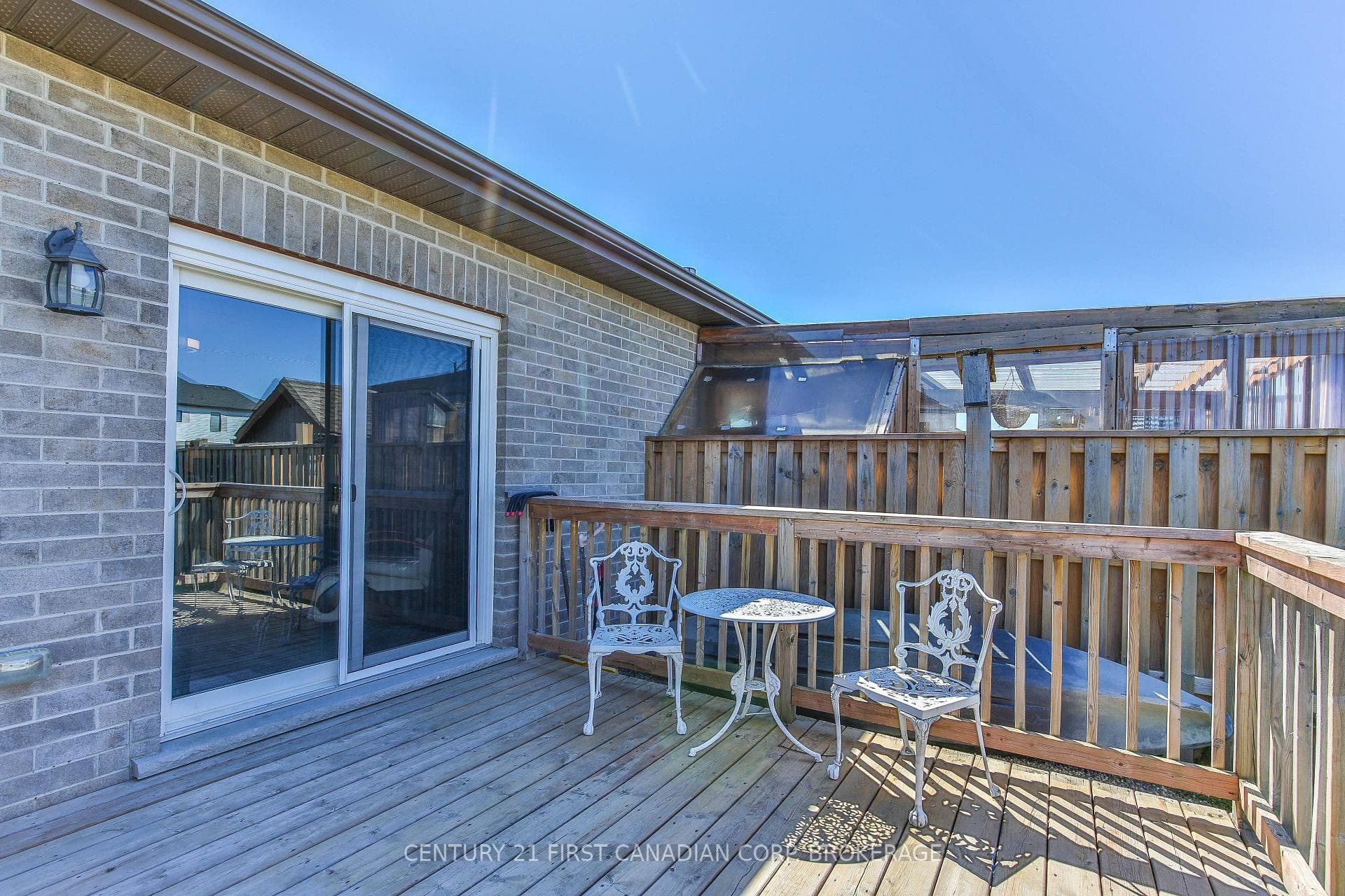 283 Boyd Boulevard photo 30