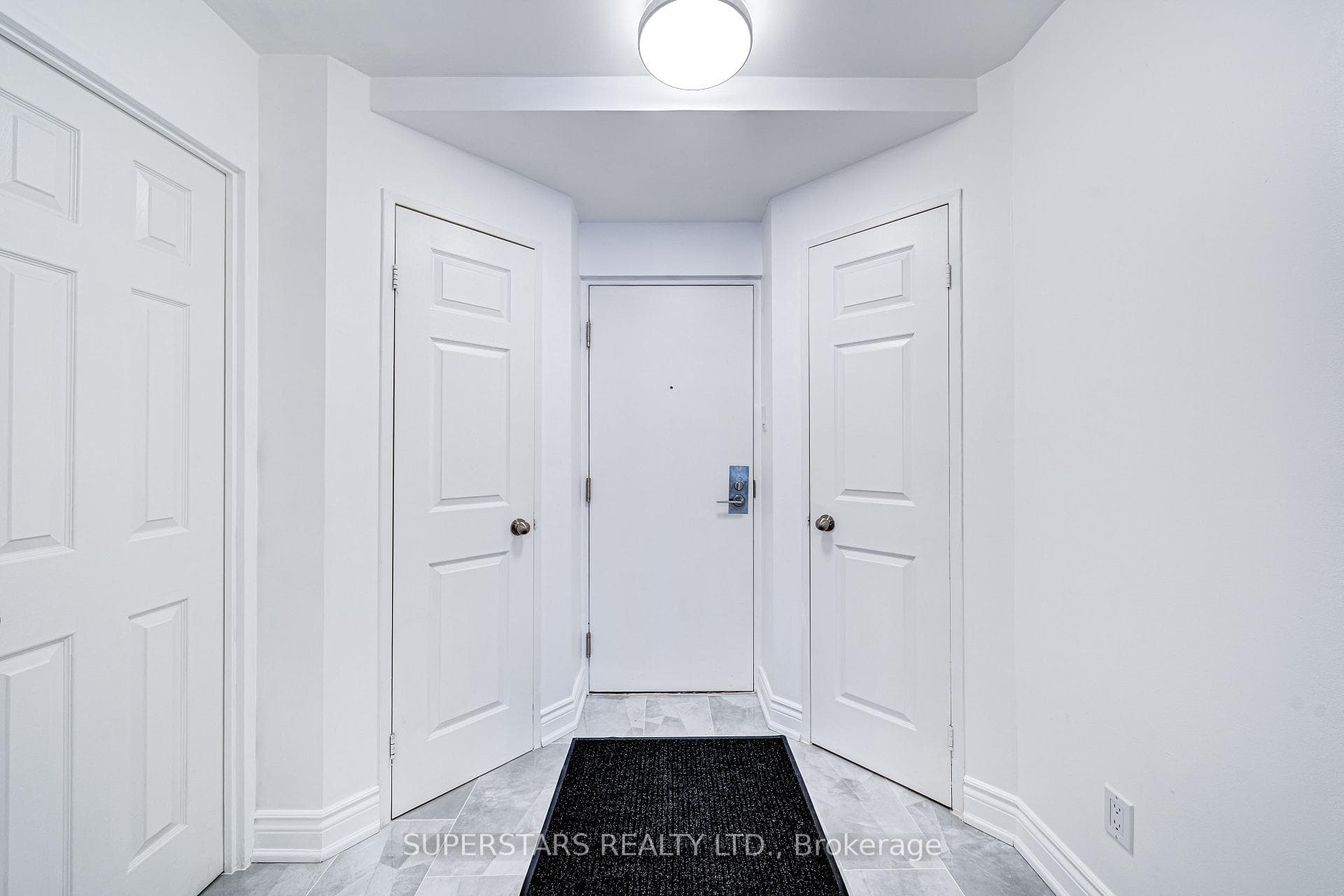 55 Centre Avenue Unit 2104 photo 13