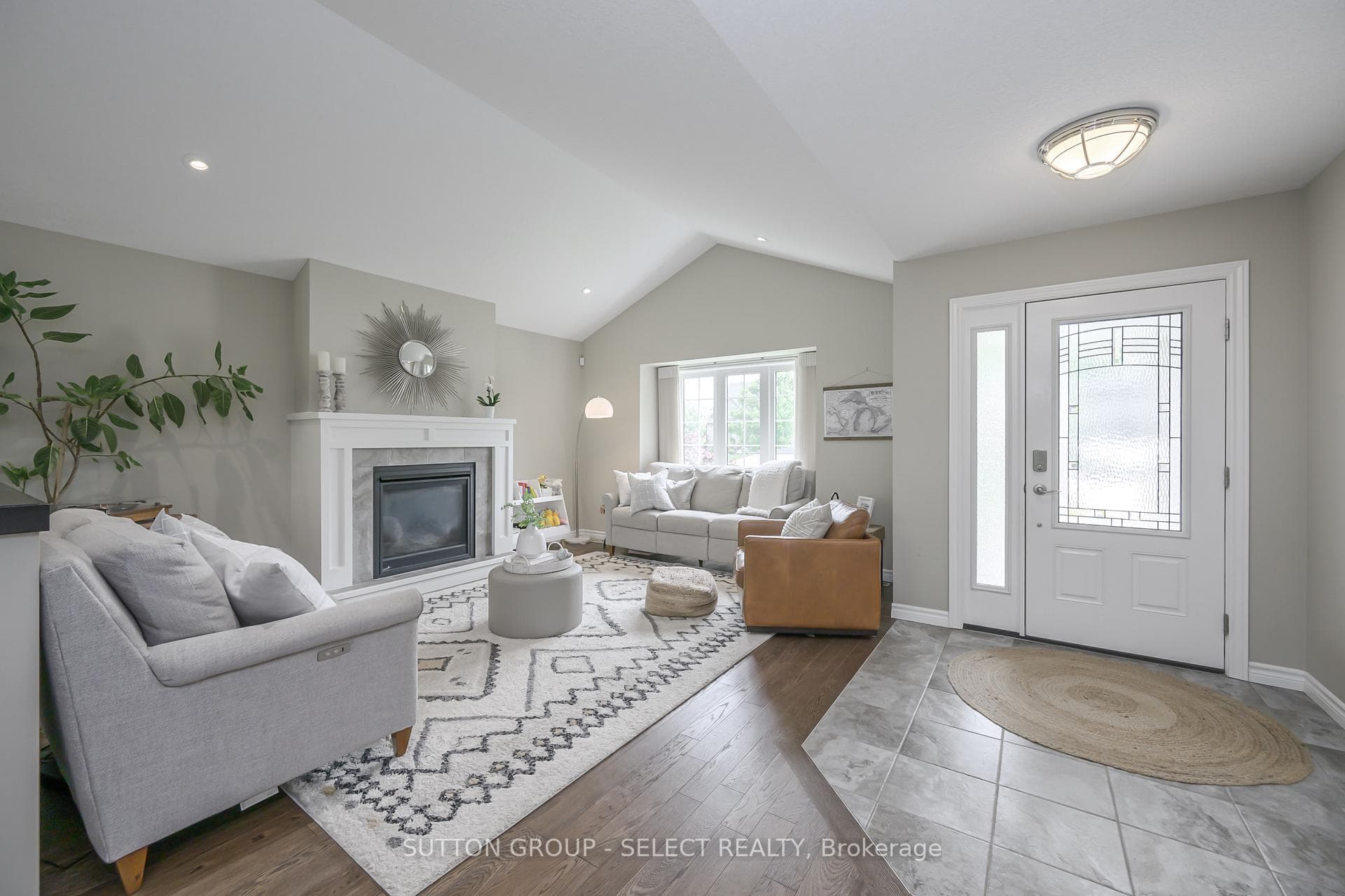 398 Beamish Street photo 3