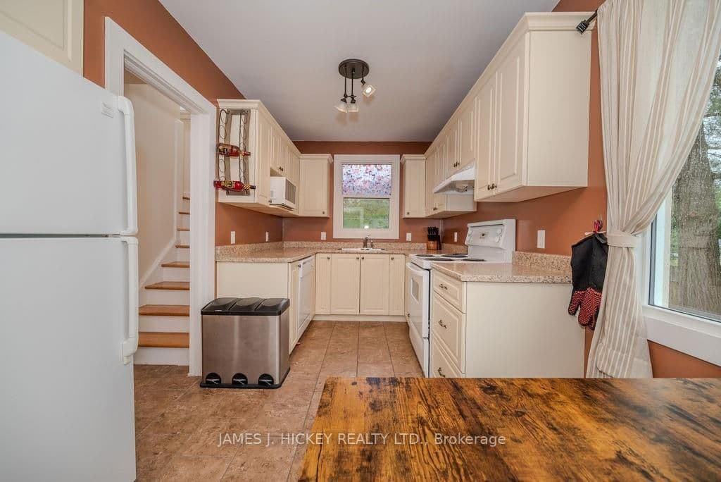 39 GLENDALE Avenue photo 7