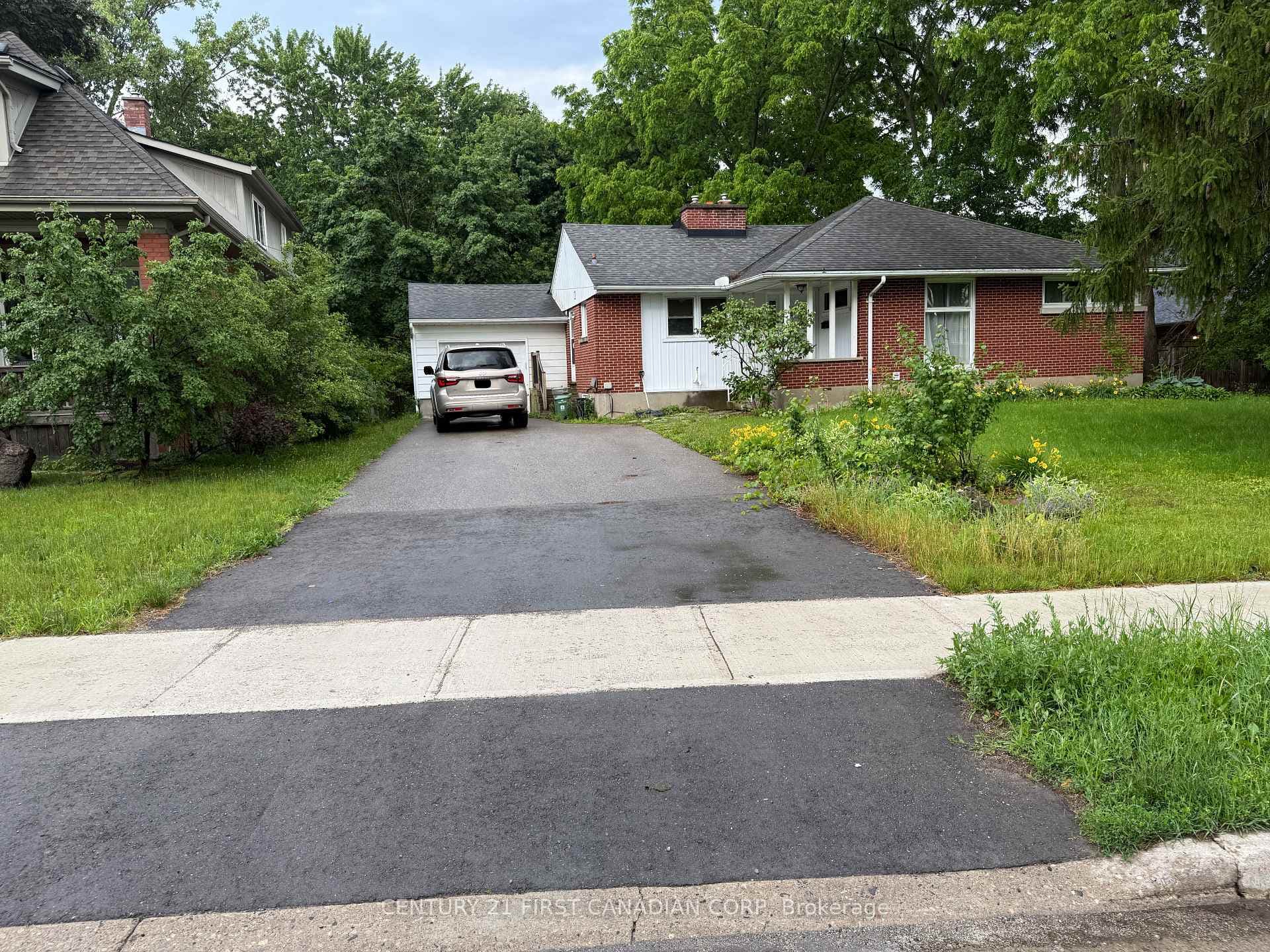 49 Woodward Avenue photo 1