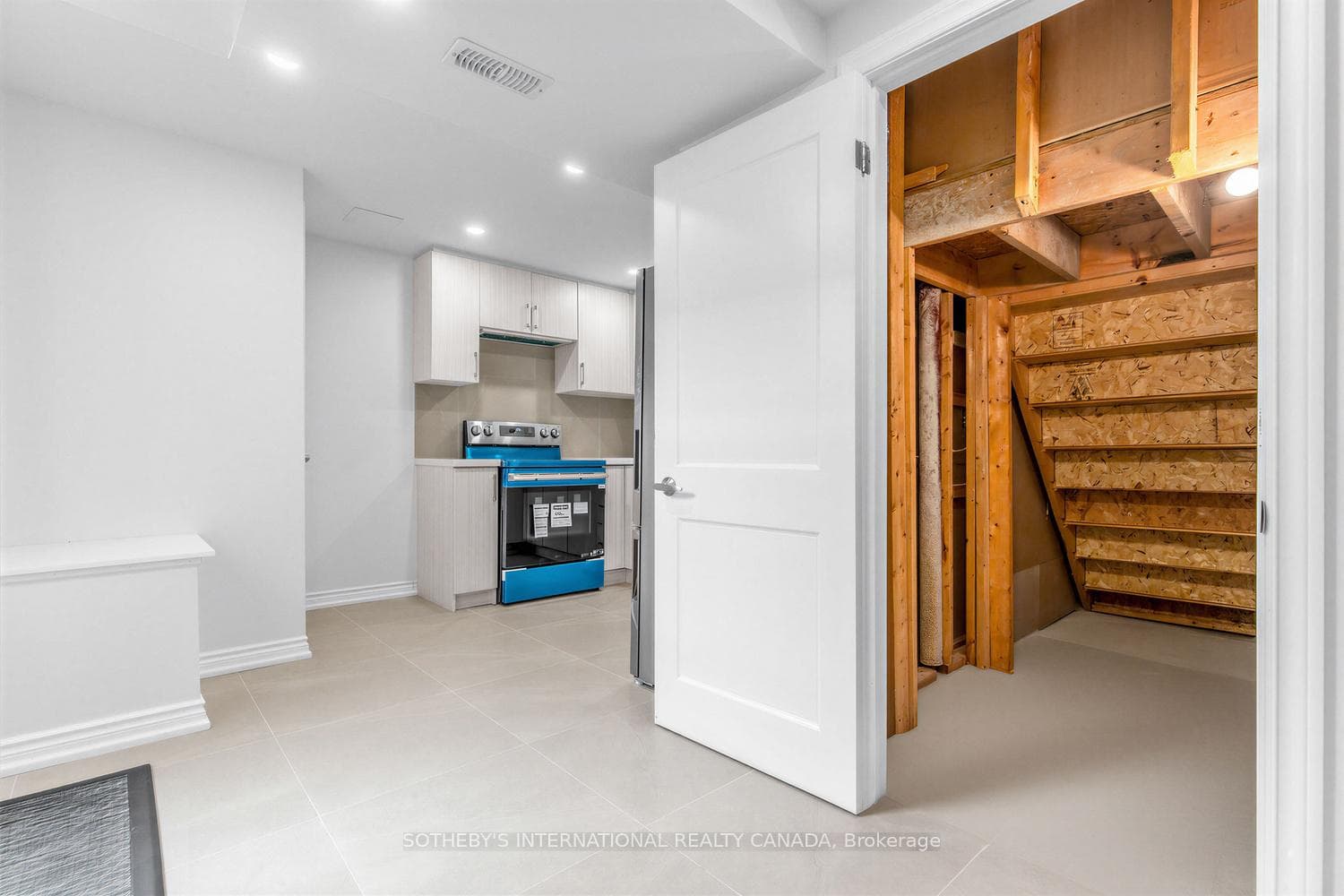 11 Valley Centre Drive Unit Basement photo 9