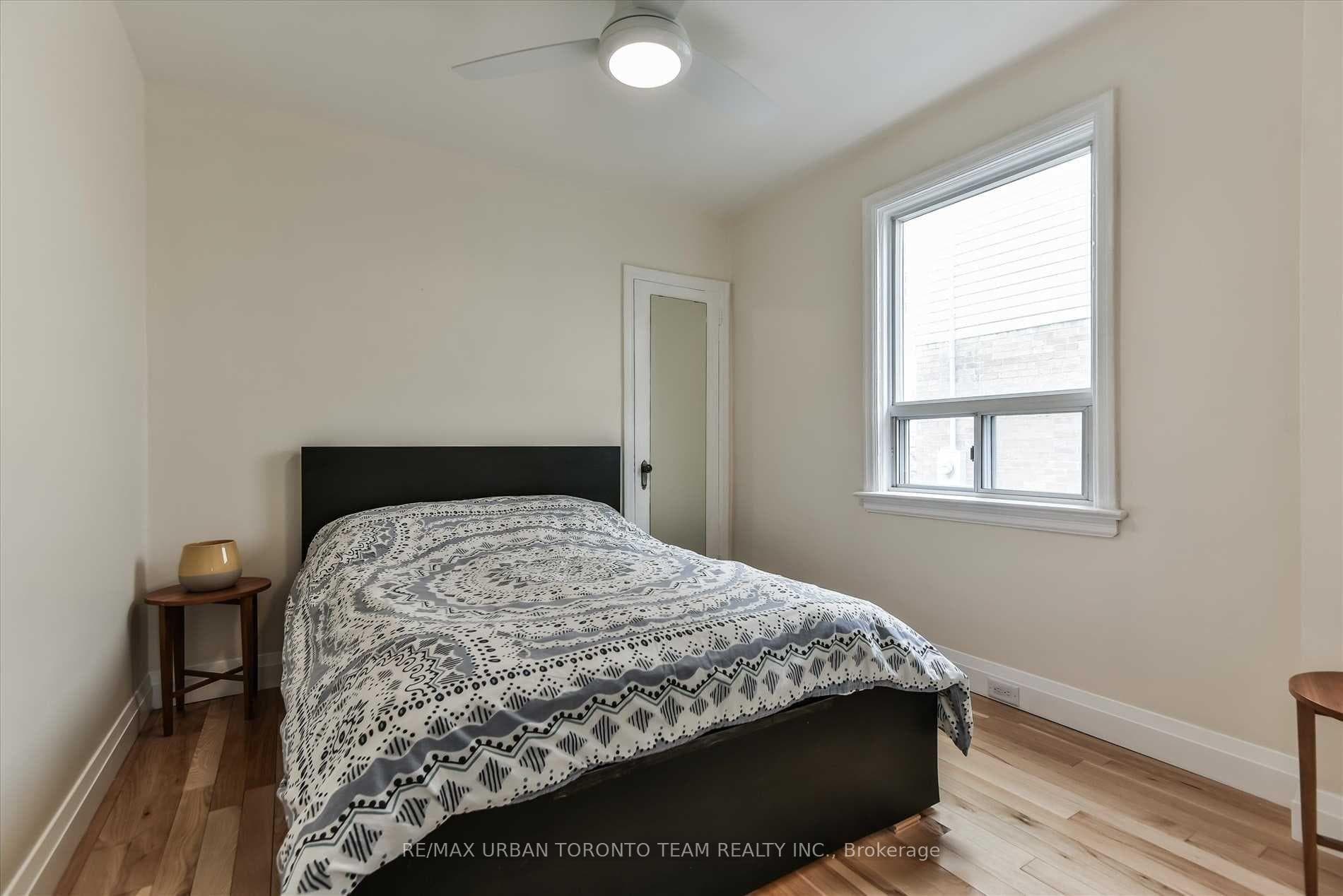 44 Avalon Boulevard photo 18