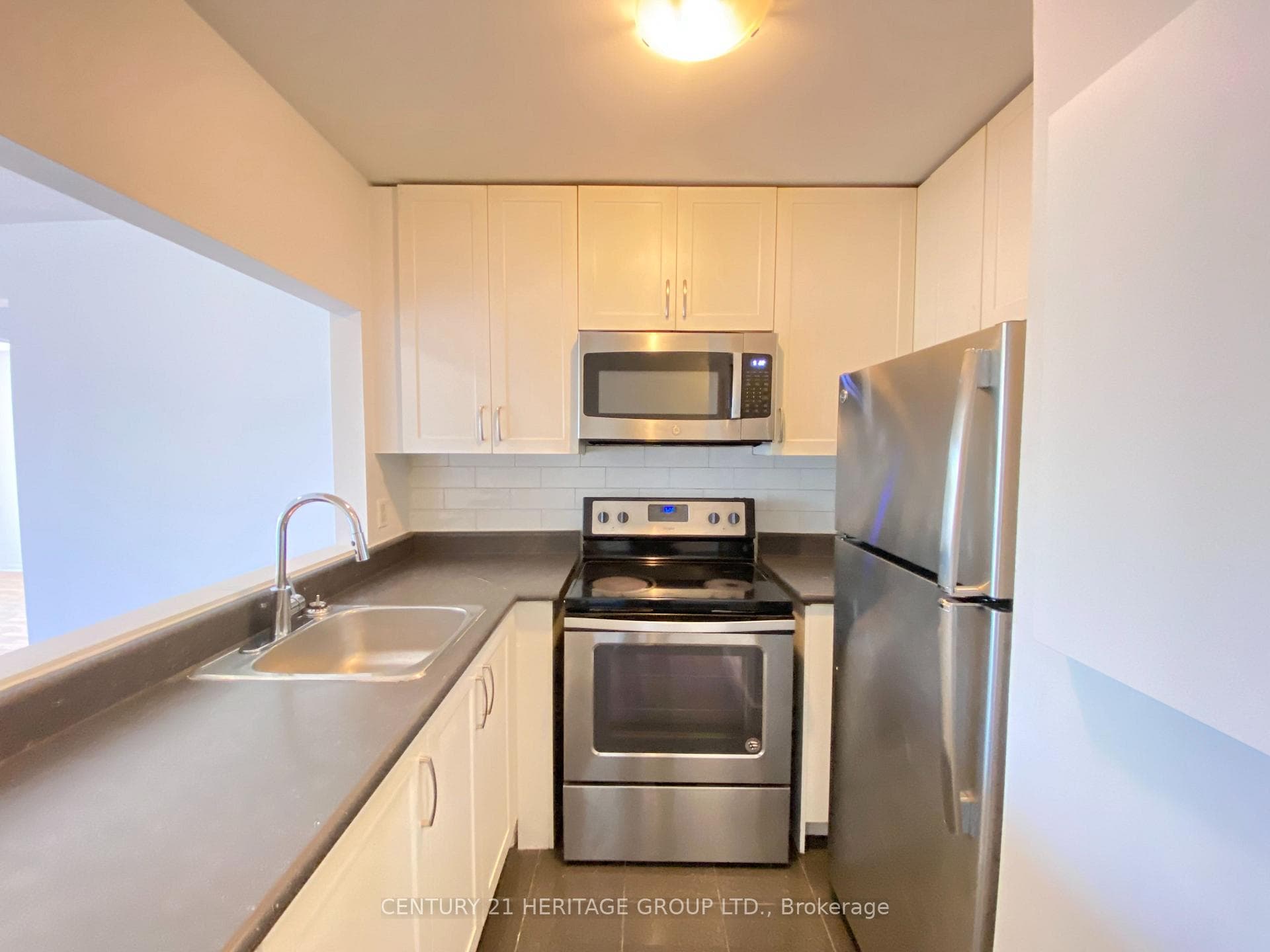 170 Grove Street Unit 302 photo 5