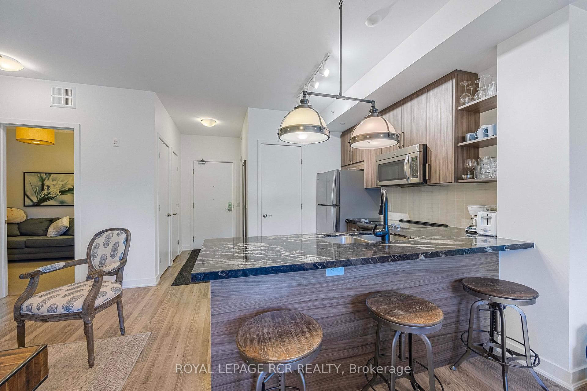 40 Horseshoe Boulevard Unit 415 photo 9