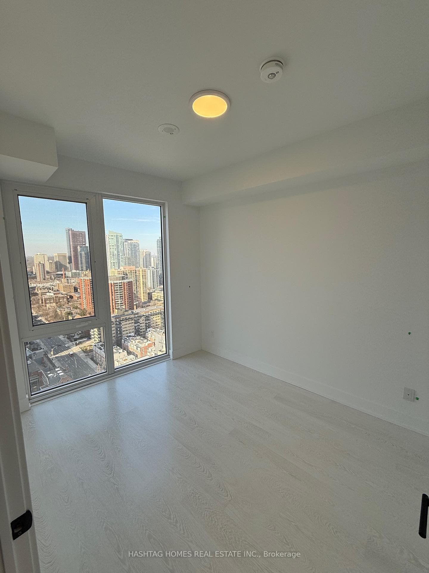 308 JARVIS Street Unit 2909 photo 4