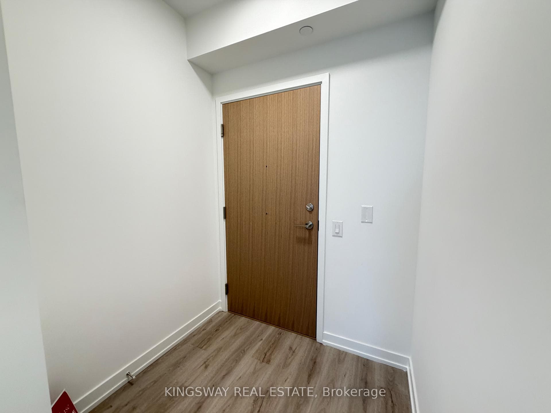 395 SQUARE ONE Drive Unit 2012 photo 8