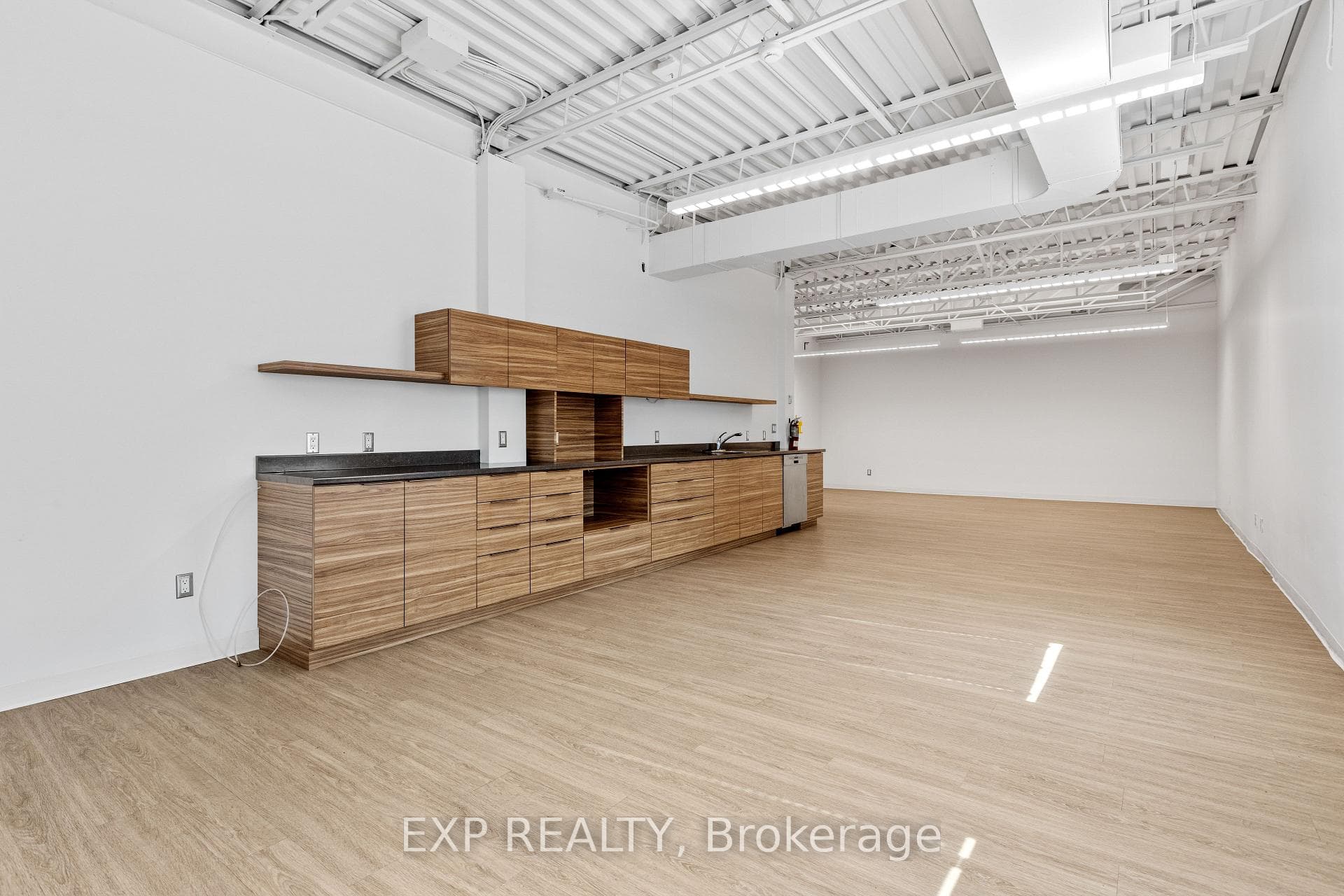 1600 Laperriere Avenue Unit 202 photo 10