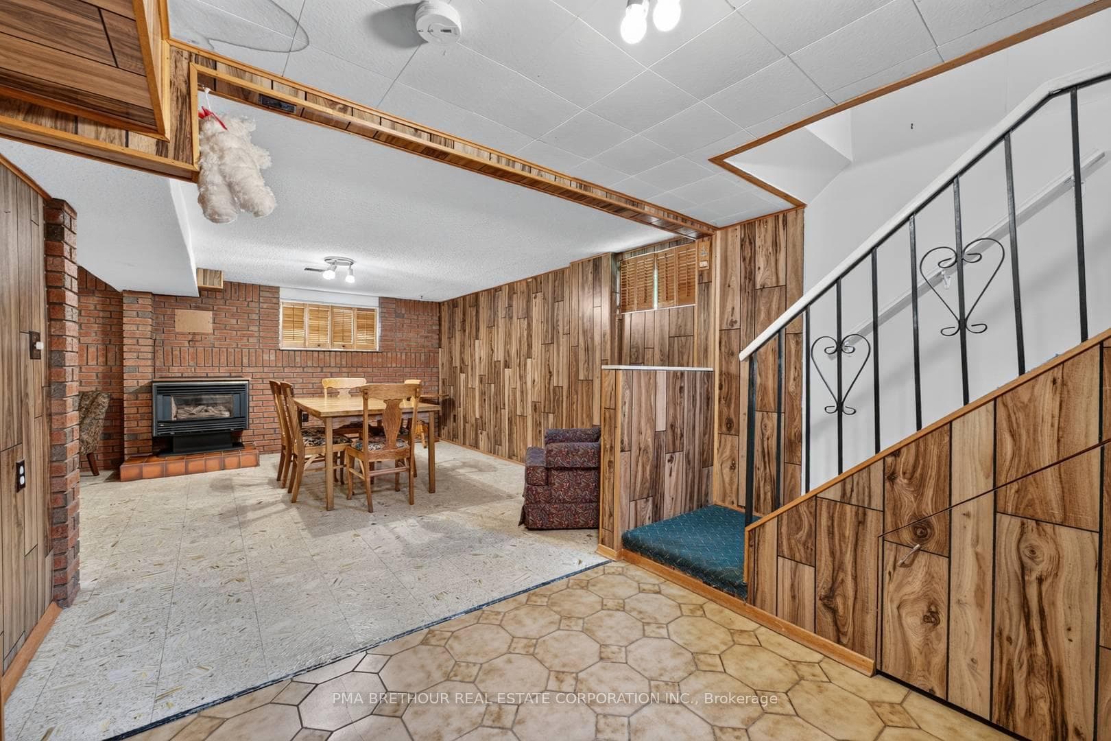 65 Goldsboro Road photo 17