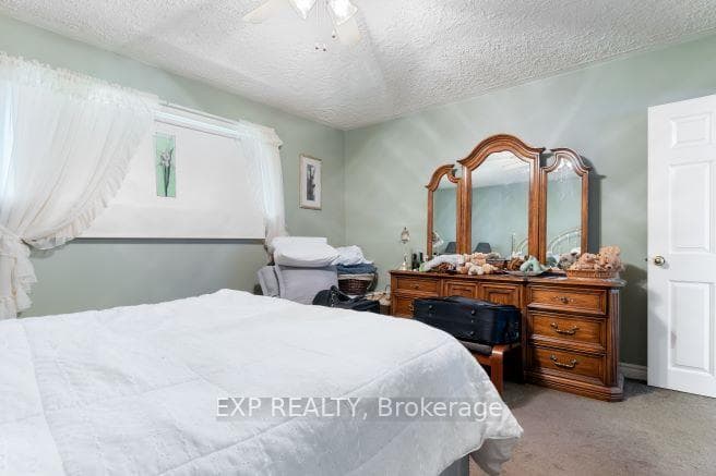 15 Algonquin Avenue photo 13