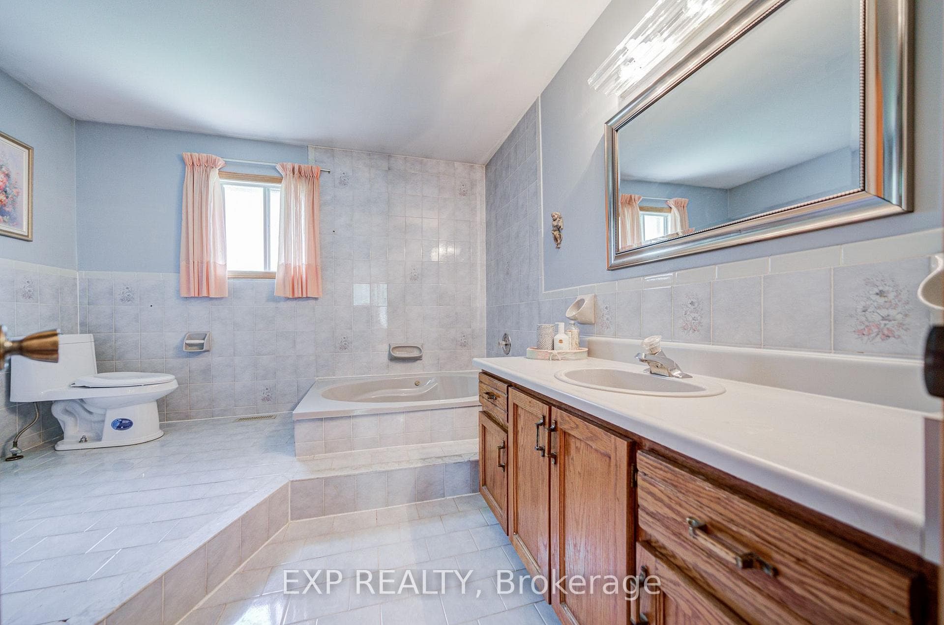 46 Eden Avenue photo 26