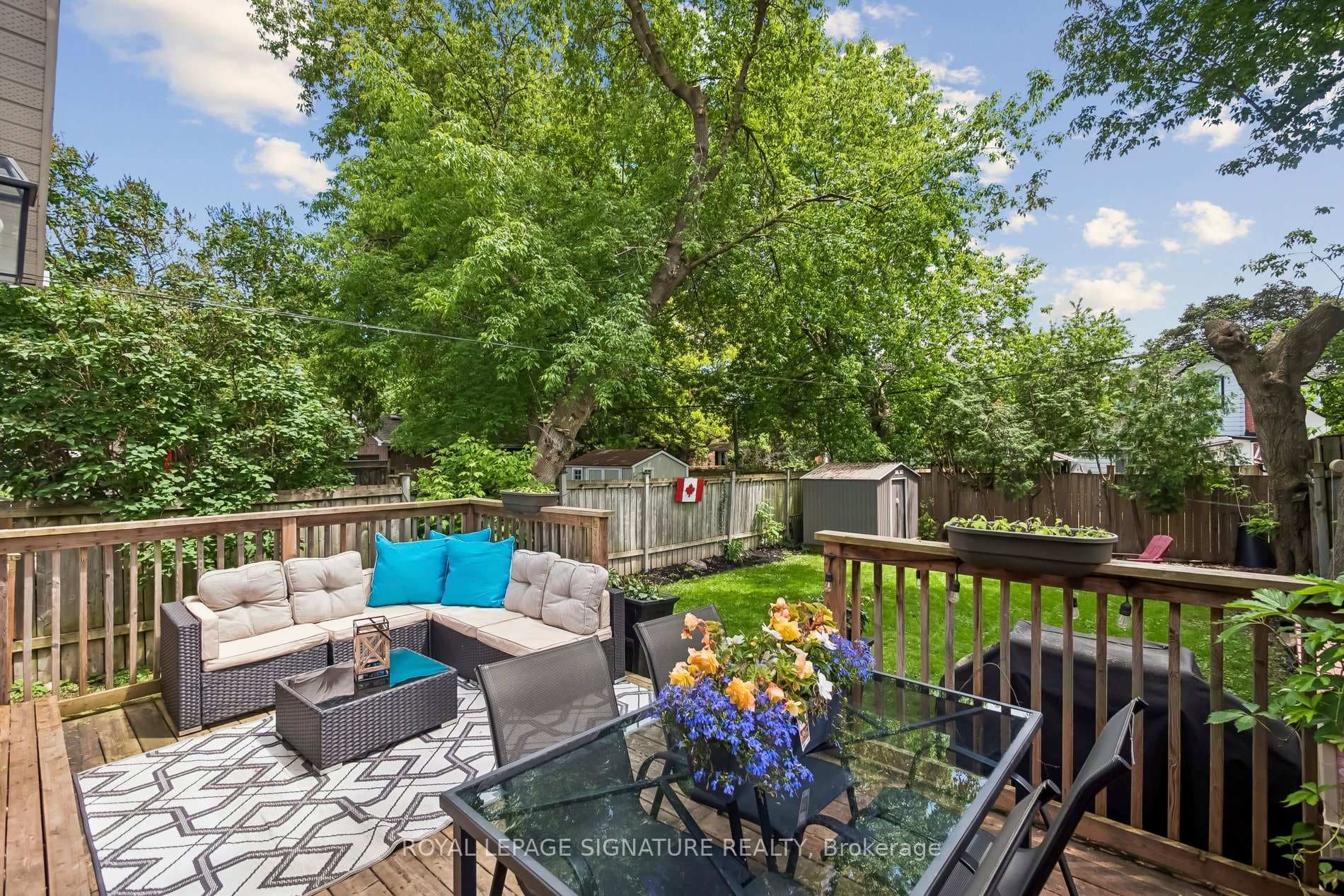 23 Arlington Avenue photo 22