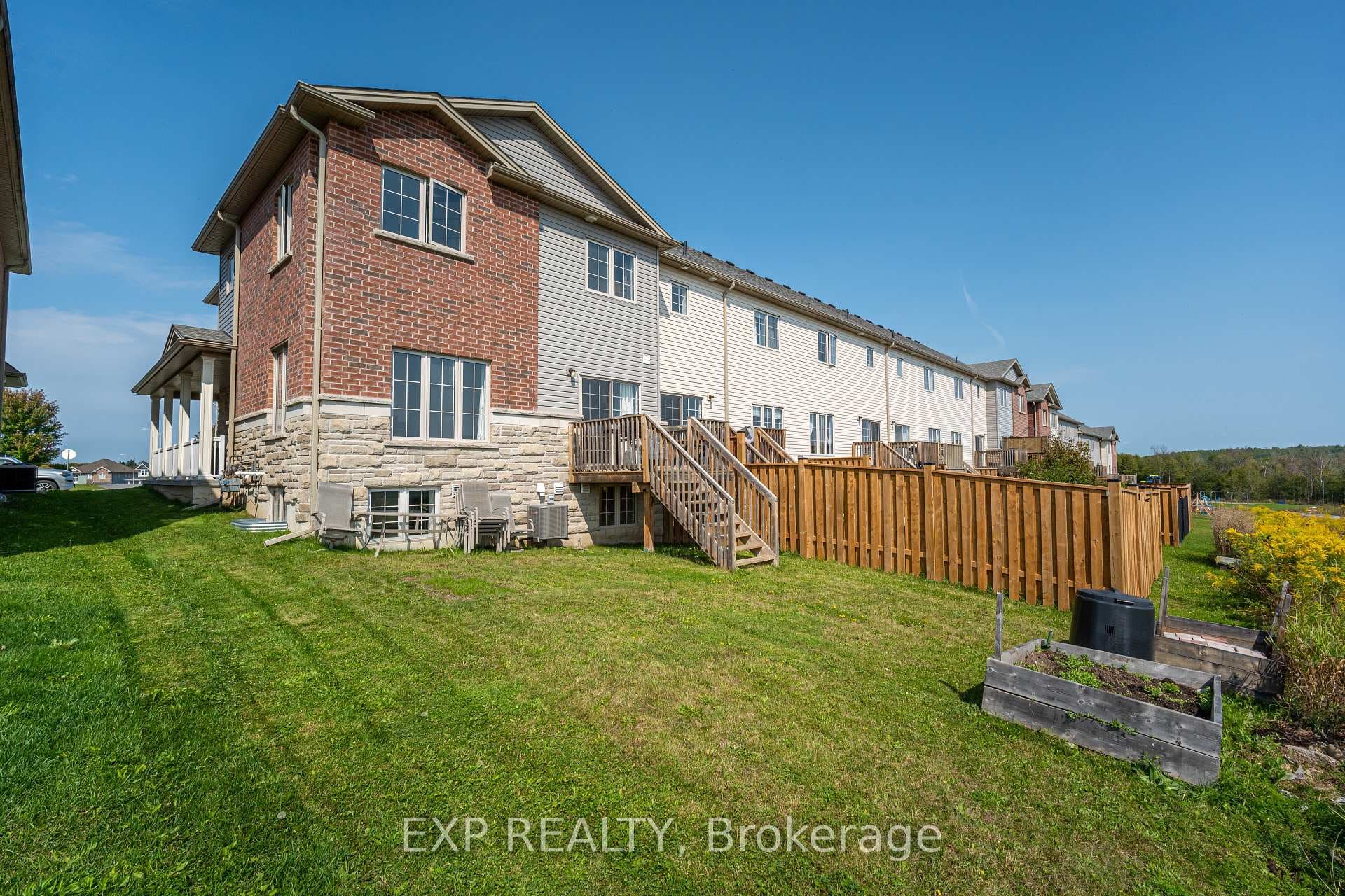 55 Paul Rexe Boulevard photo 18