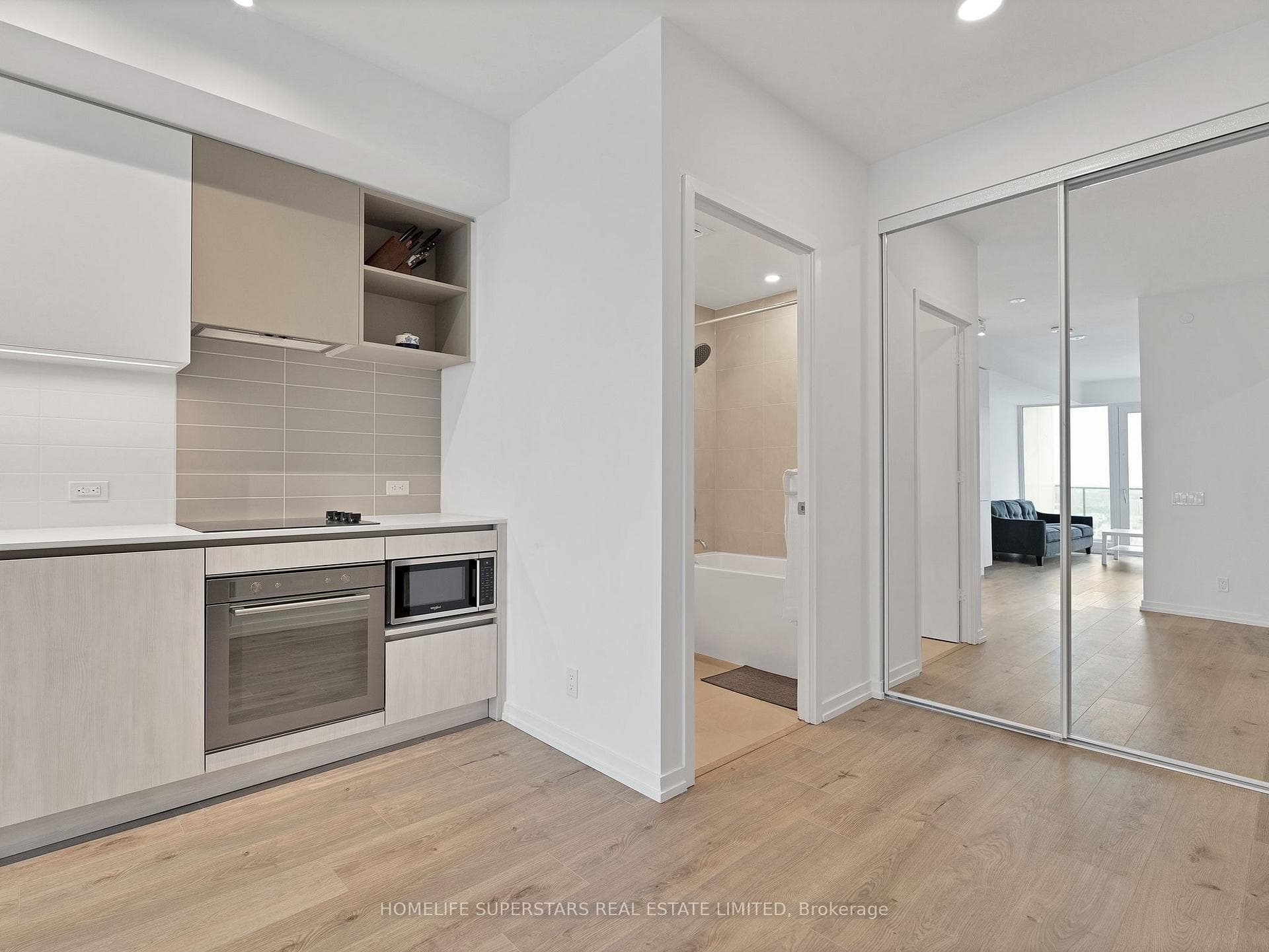 7890 Jane Street Unit 5307 photo 1
