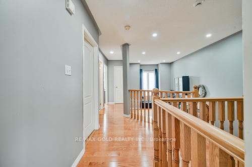 116 Heartleaf Crescent photo 16