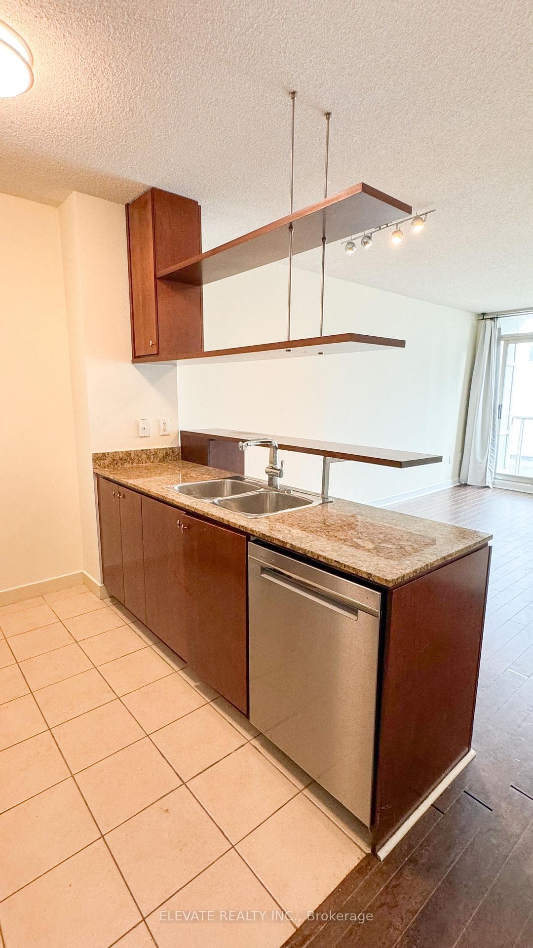 10 Navy Wharf Court Unit 2508 photo 14