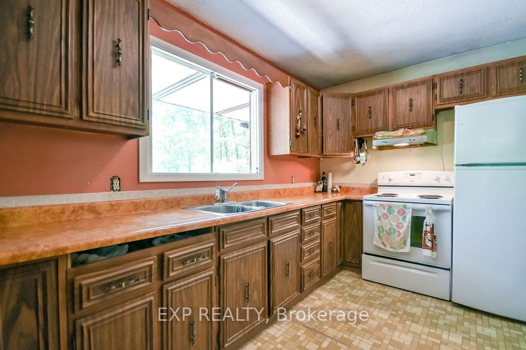 915 Vindin Street photo 3