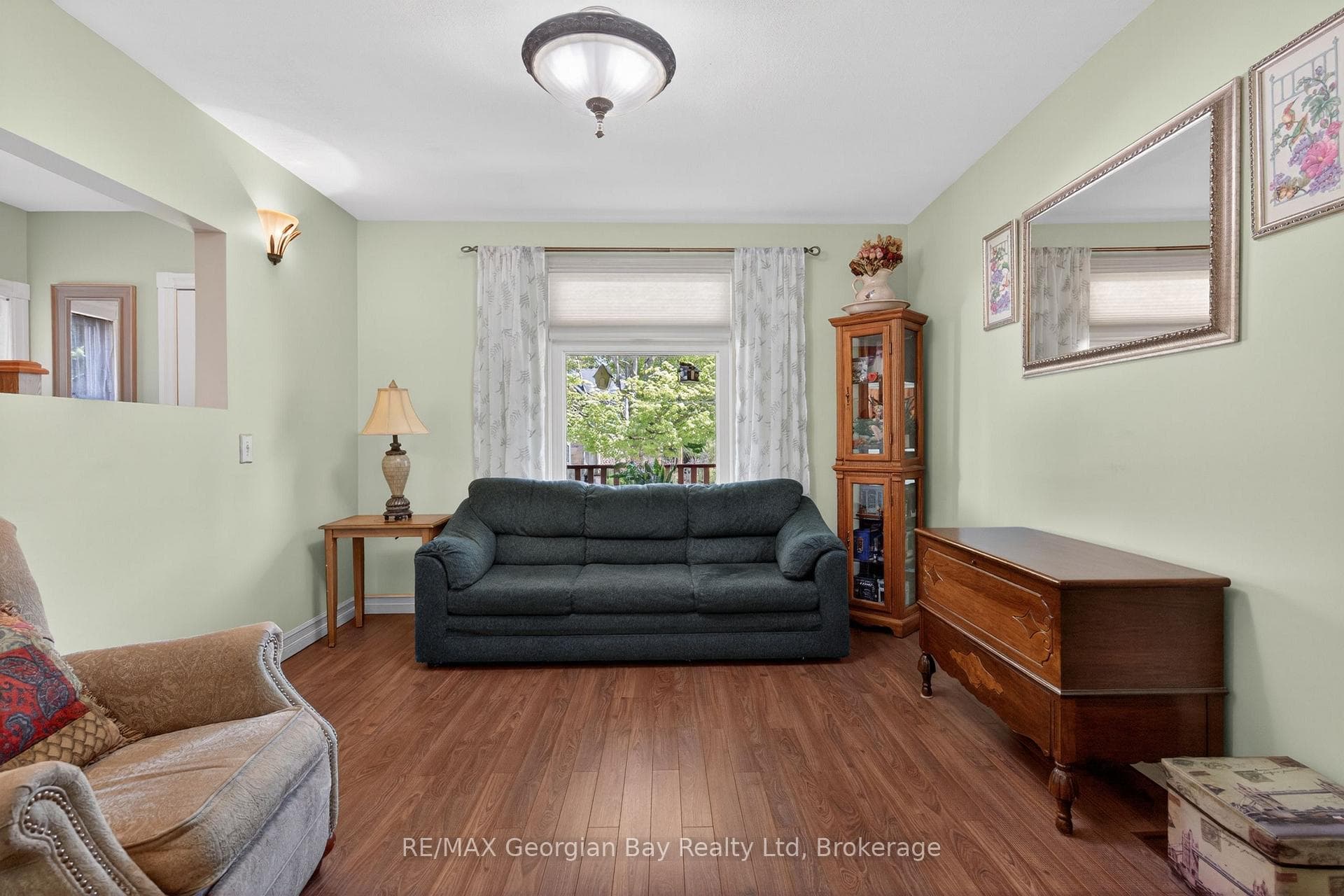 344 Fourth Street photo 15