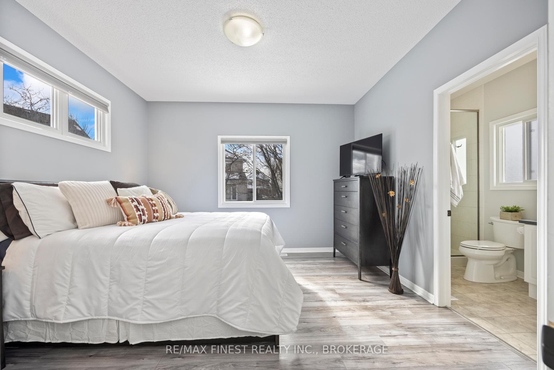 513 McCallum Street photo 23