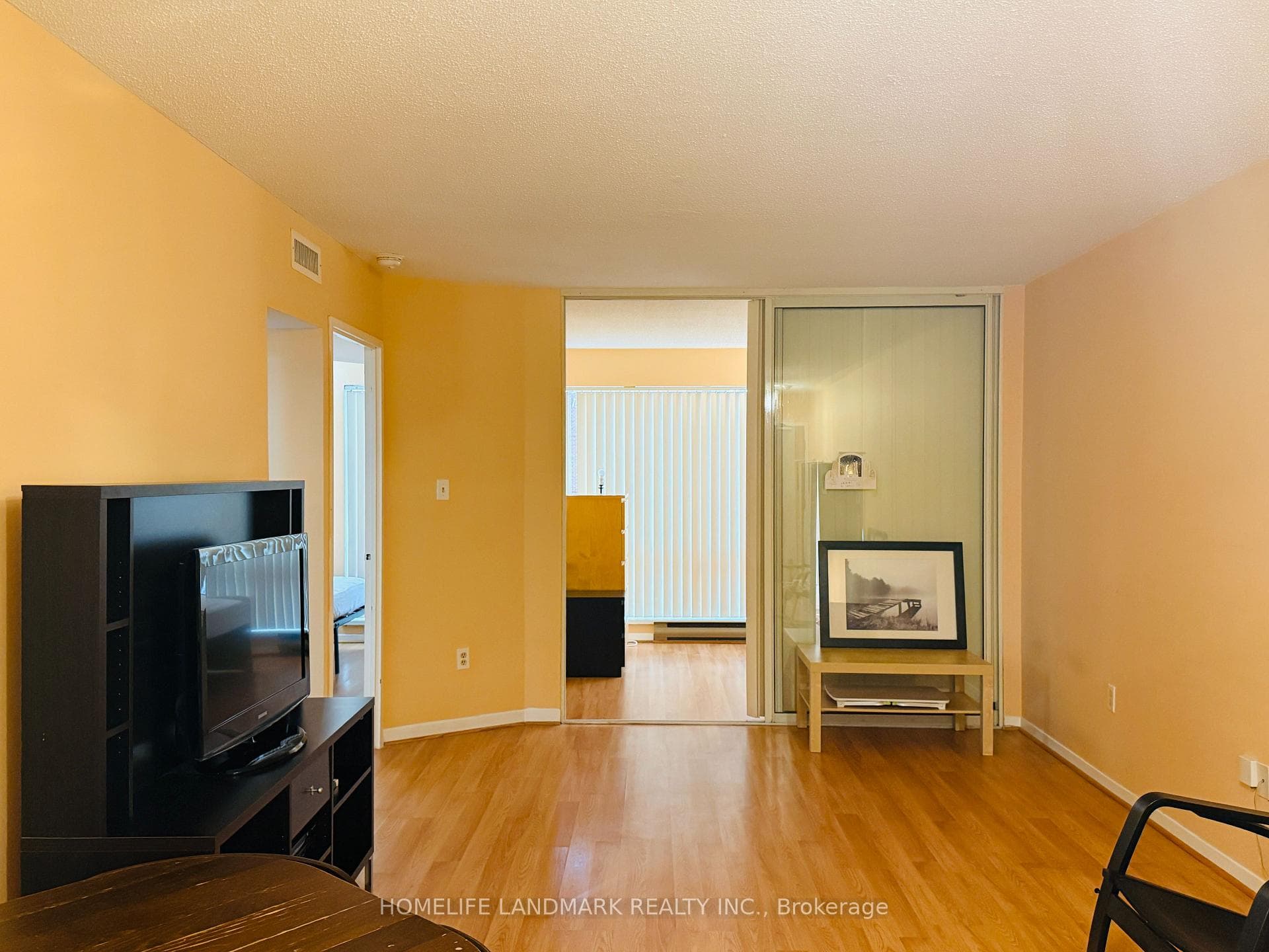 1001 bay Street Unit 1106 photo 10