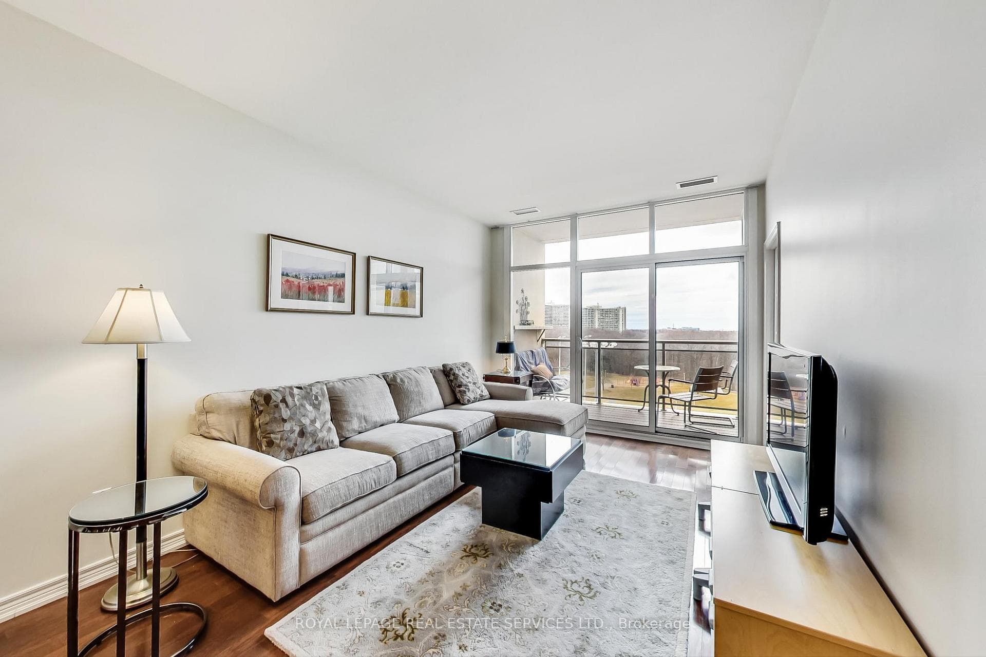 1 Leaside Park Drive Unit 618 photo 6