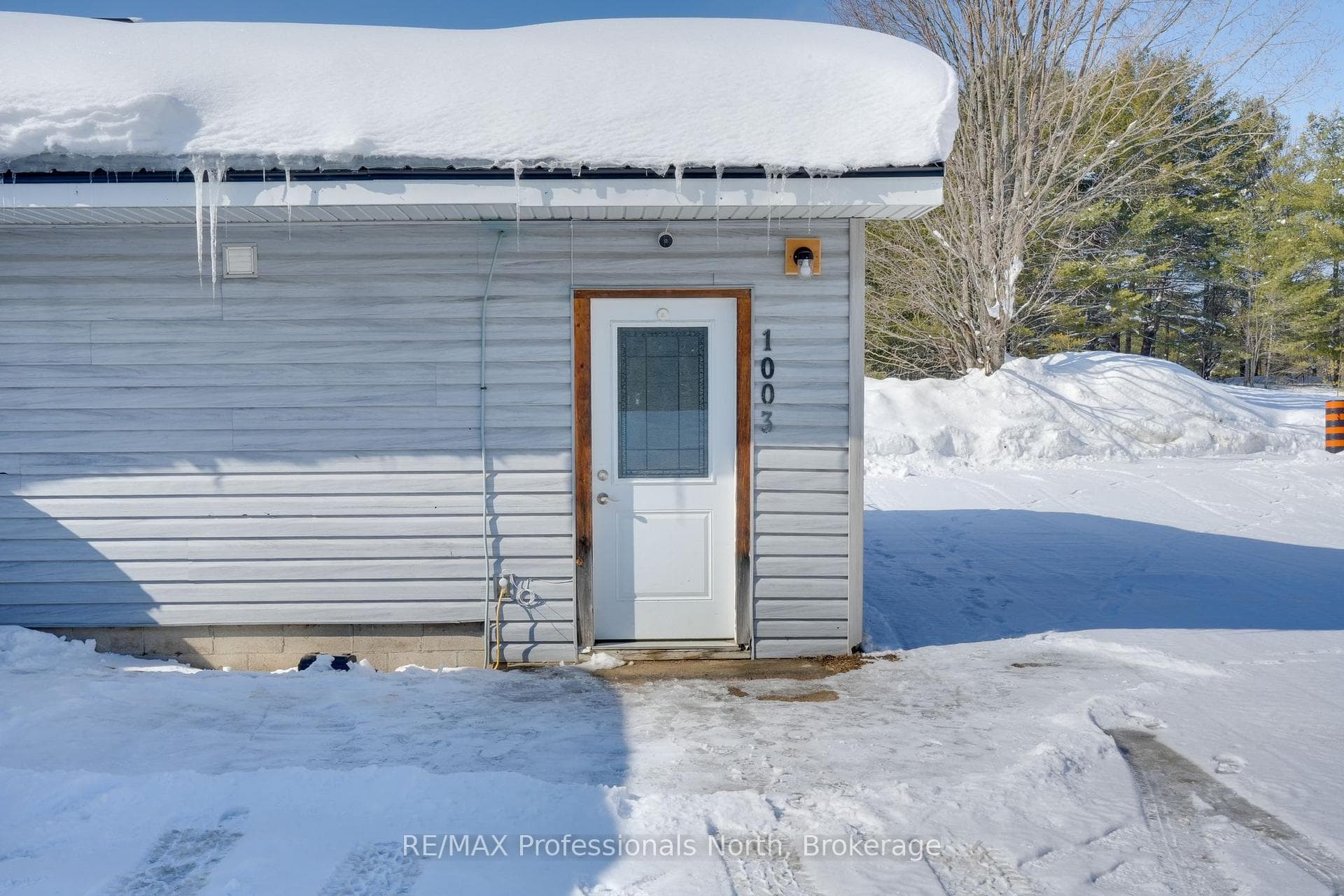 1003 Settlers Lane photo 9