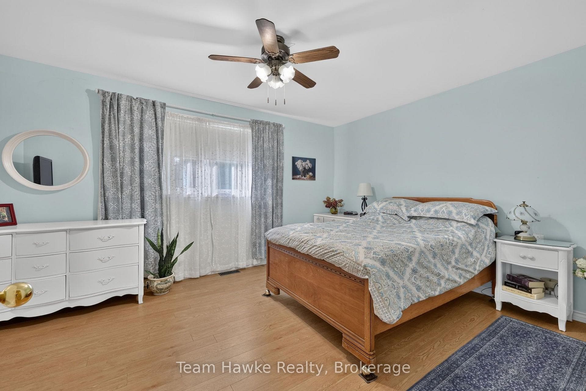 255 Hanly Street photo 21