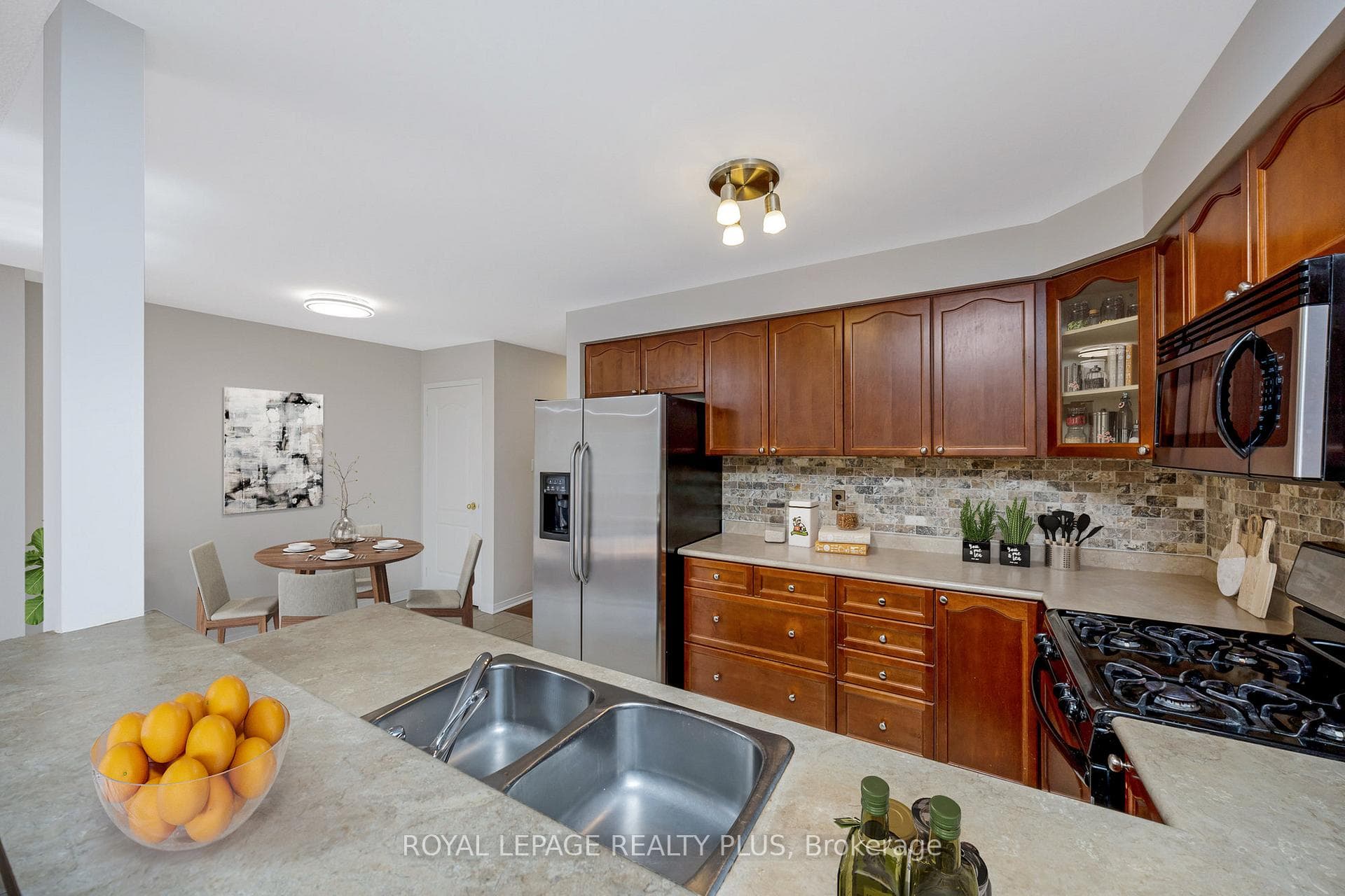 3896 Skyview Street photo 21