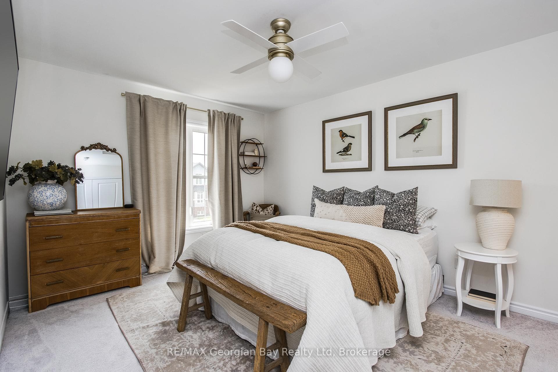 215 Roy Drive photo 27