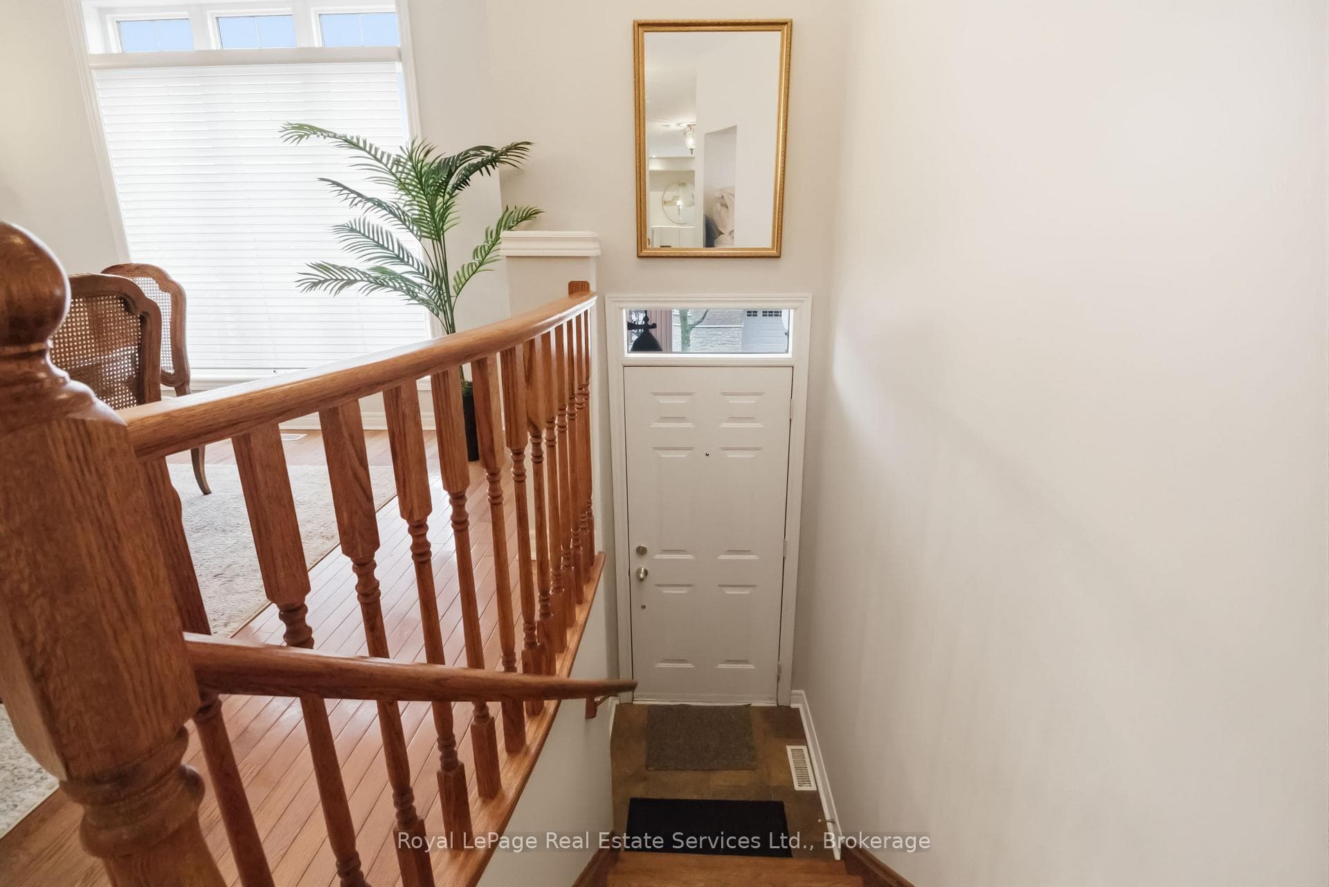 1169 Dorval Drive Unit 32 photo 3