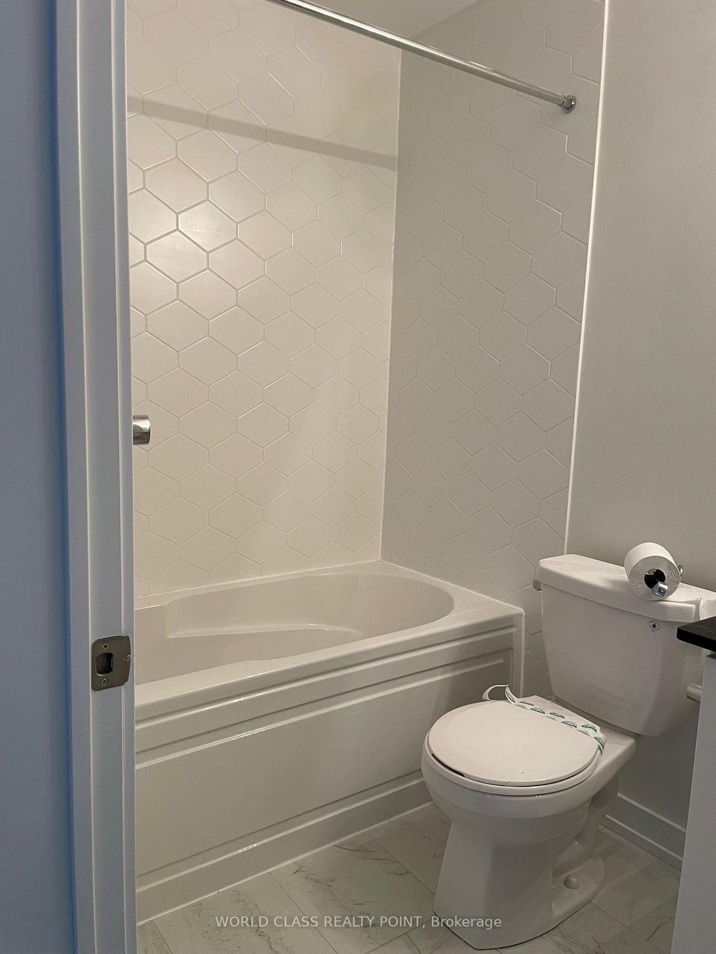 3550 Colonial Drive Unit 33 photo 13