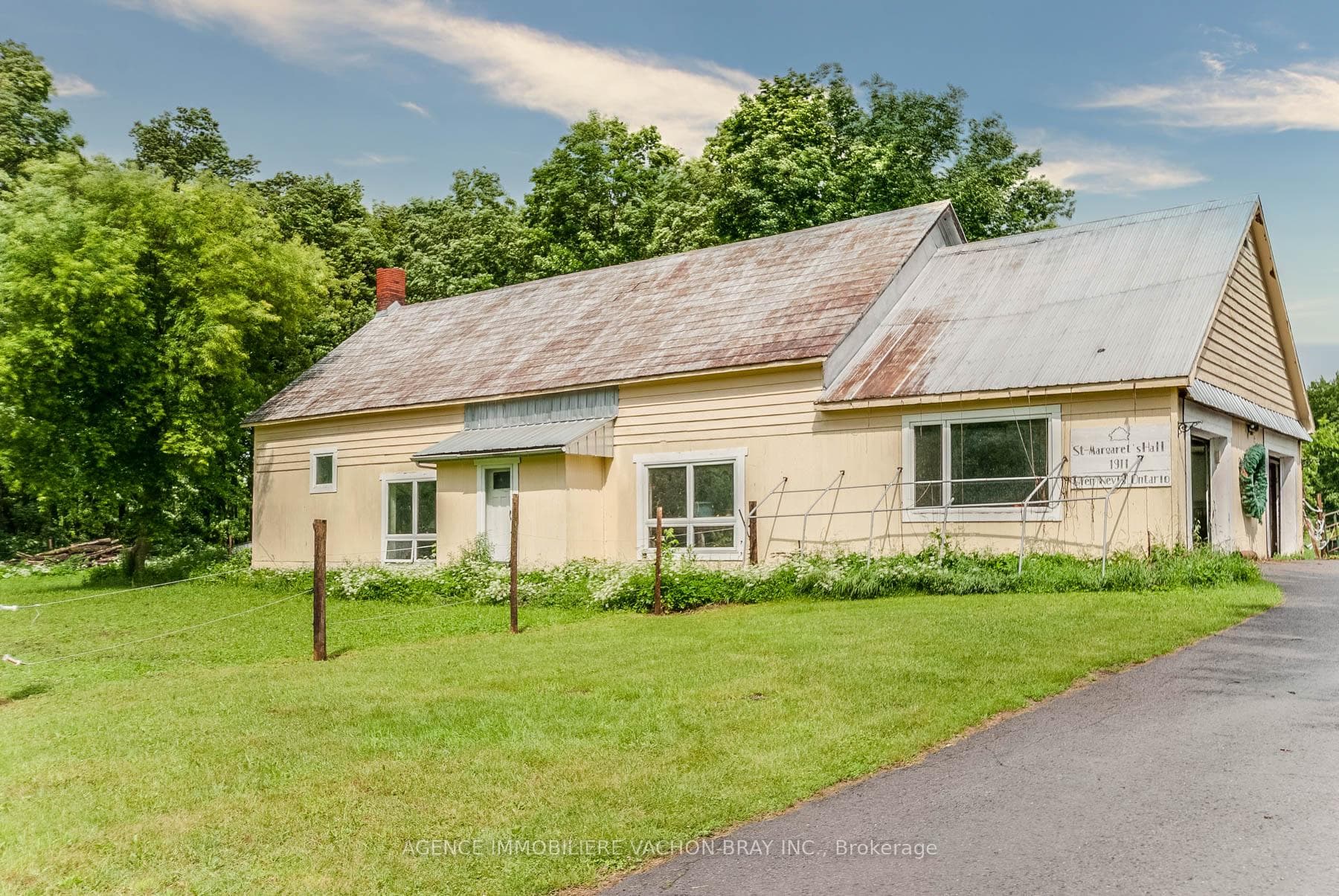 21481 Butternut Lane photo 4