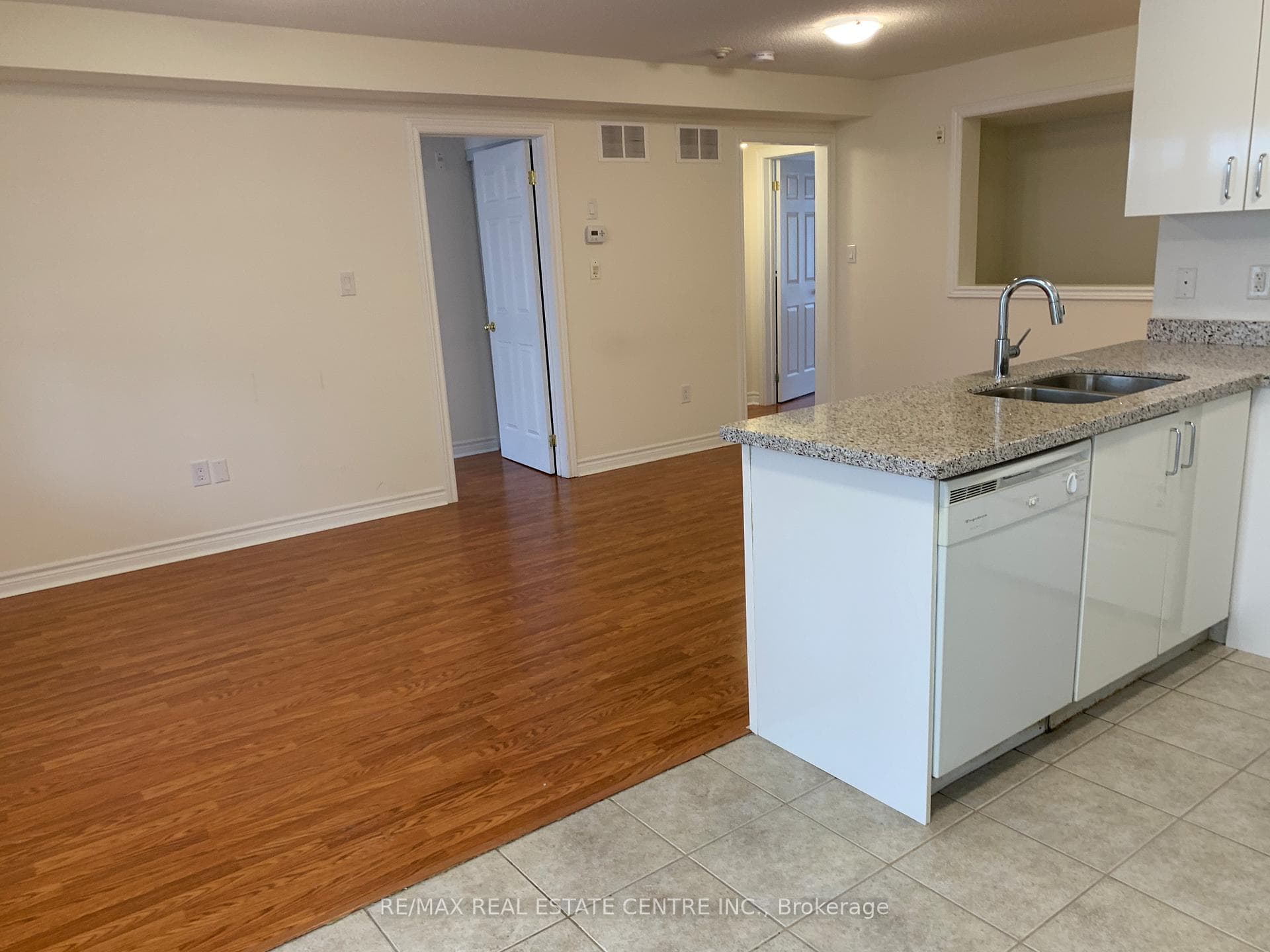 600 Shoreline Drive Unit 1 photo 13