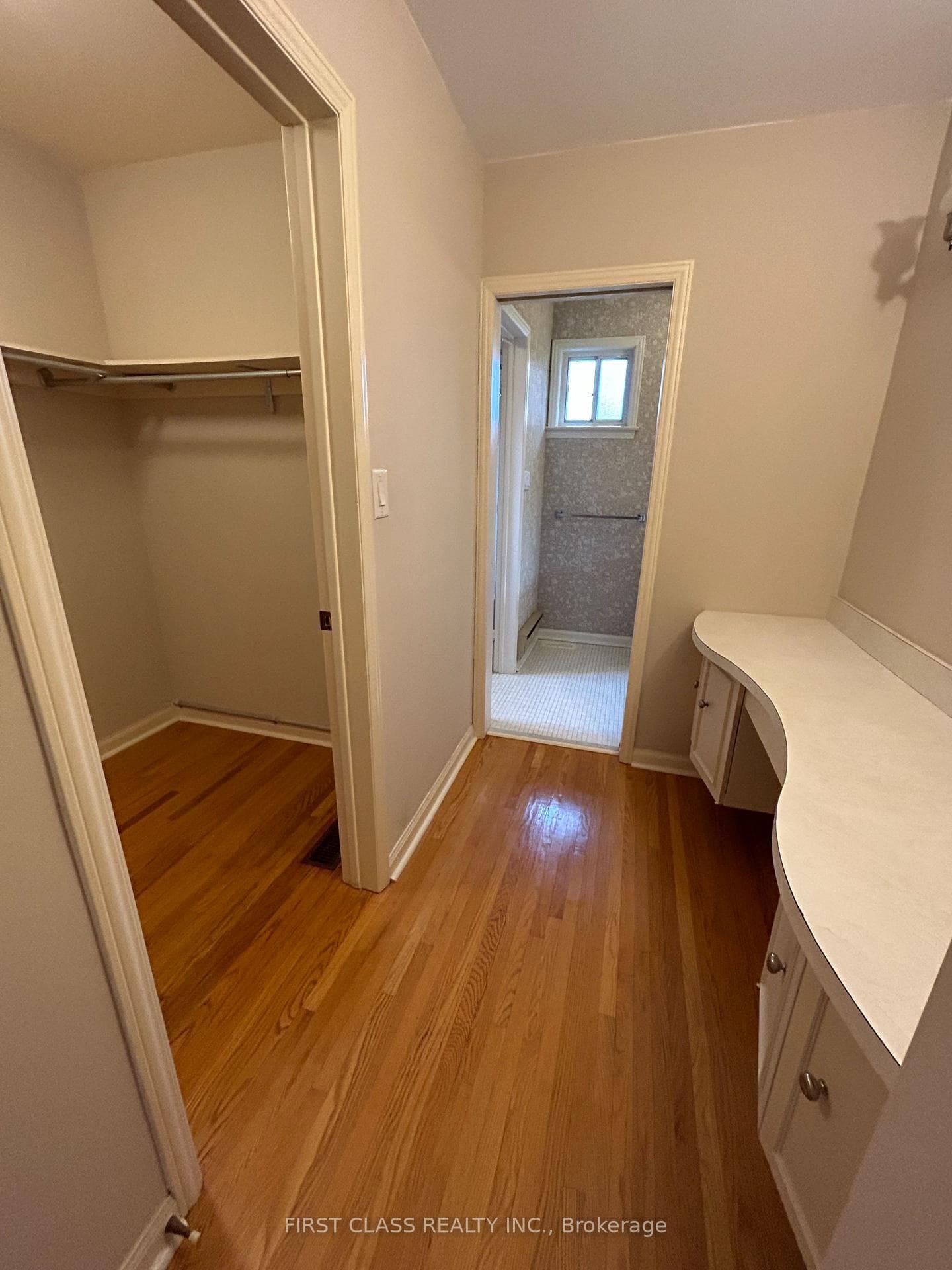 36 Tanbark Crescent photo 13