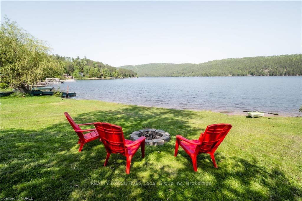 237 NEAULT Road photo 2