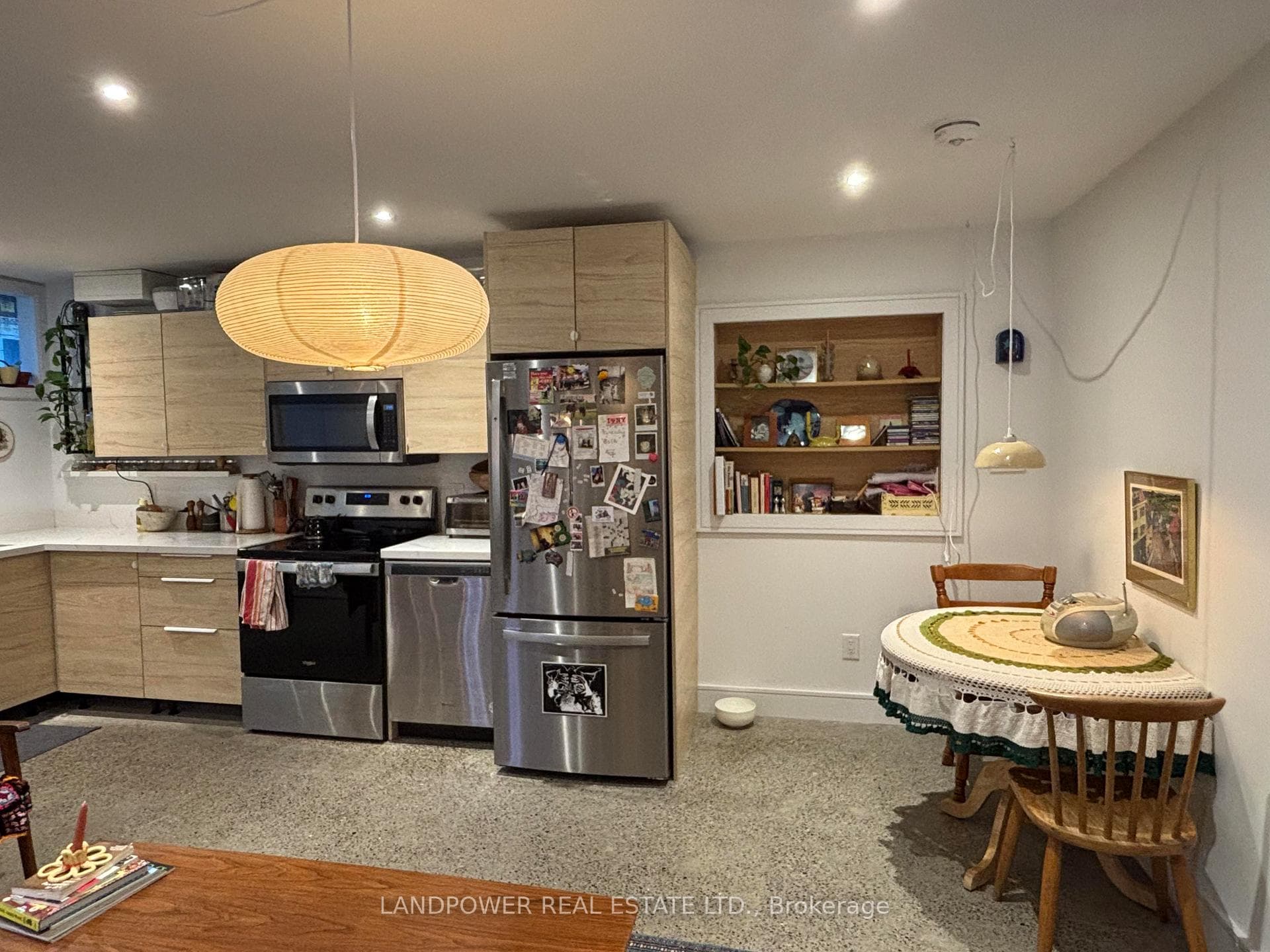 10 Neepawa Avenue Unit Lower photo 1