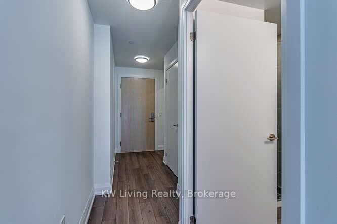 77 Mutual Street Unit 321 photo 12