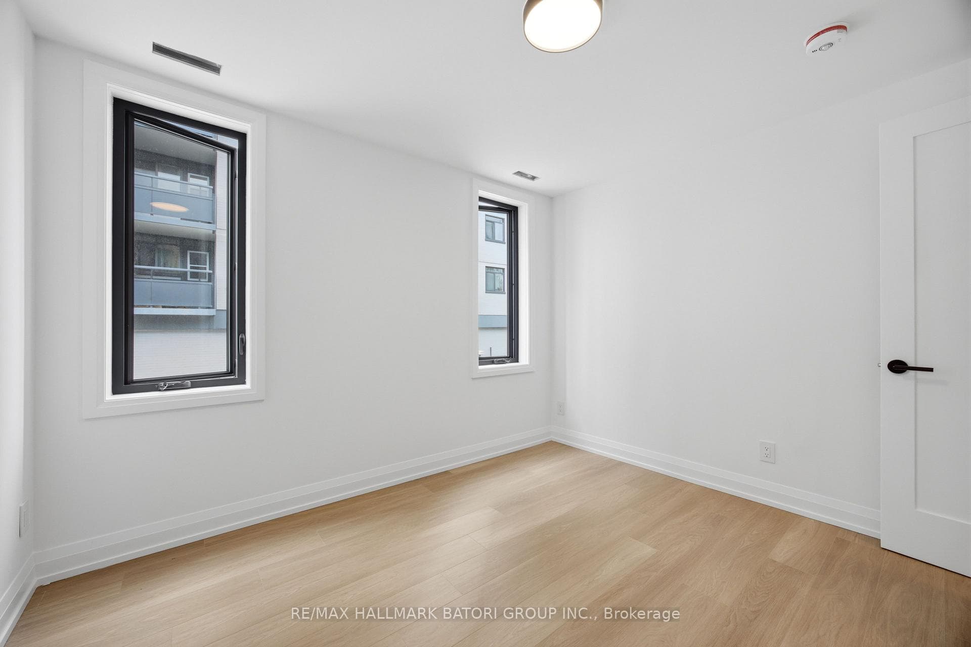56 Camberwell Road Unit 3 photo 30